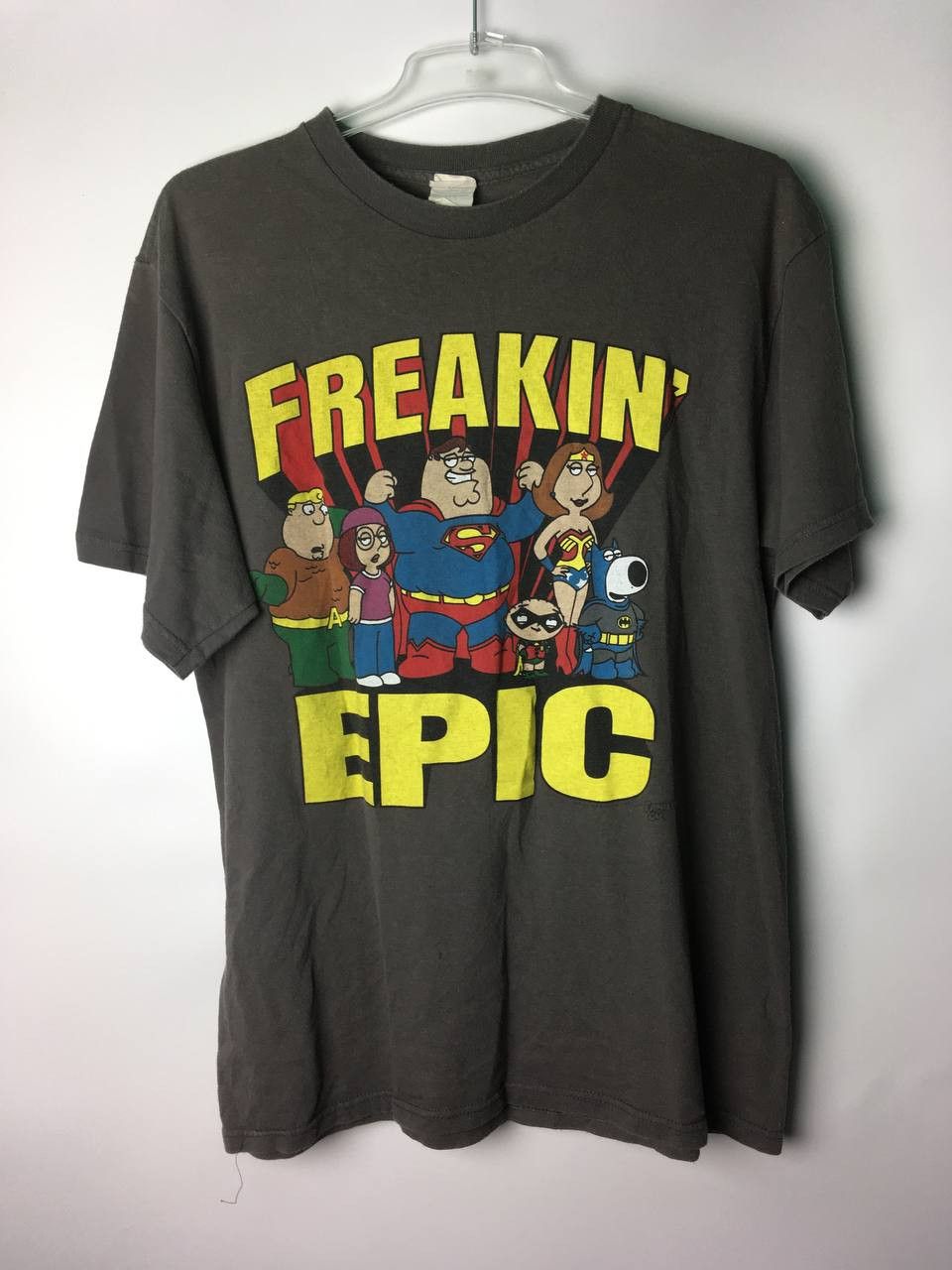 Cartoon Network Freakin Epic Family Guy Superfriends DC Comics Gray T-shirt Size US L / EU 52-54 / 3 - 1 Thumbnail