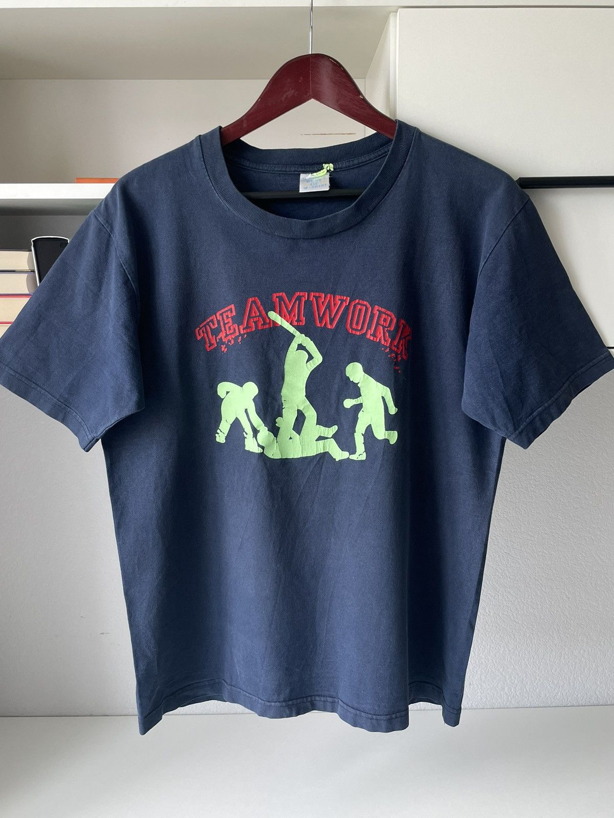 Japanese Brand × Vintage 💥RARE💥 Vintage TEAMWORK T-Shirt Design Size US XL / EU 56 / 4 - 3 Thumbnail