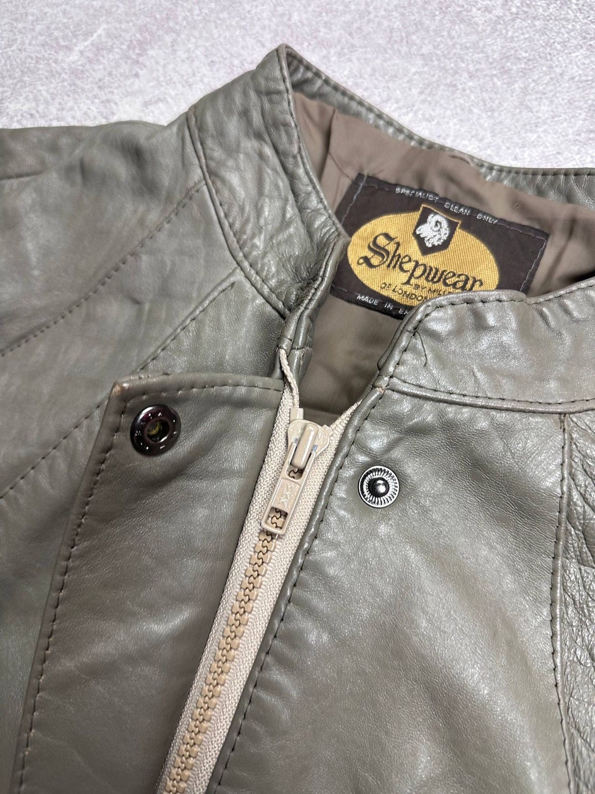 Japanese Brand Vintage Genuine Leather Avantgarde Bomber Jacket M Size M / US 6-8 / IT 42-44 - 3 Thumbnail