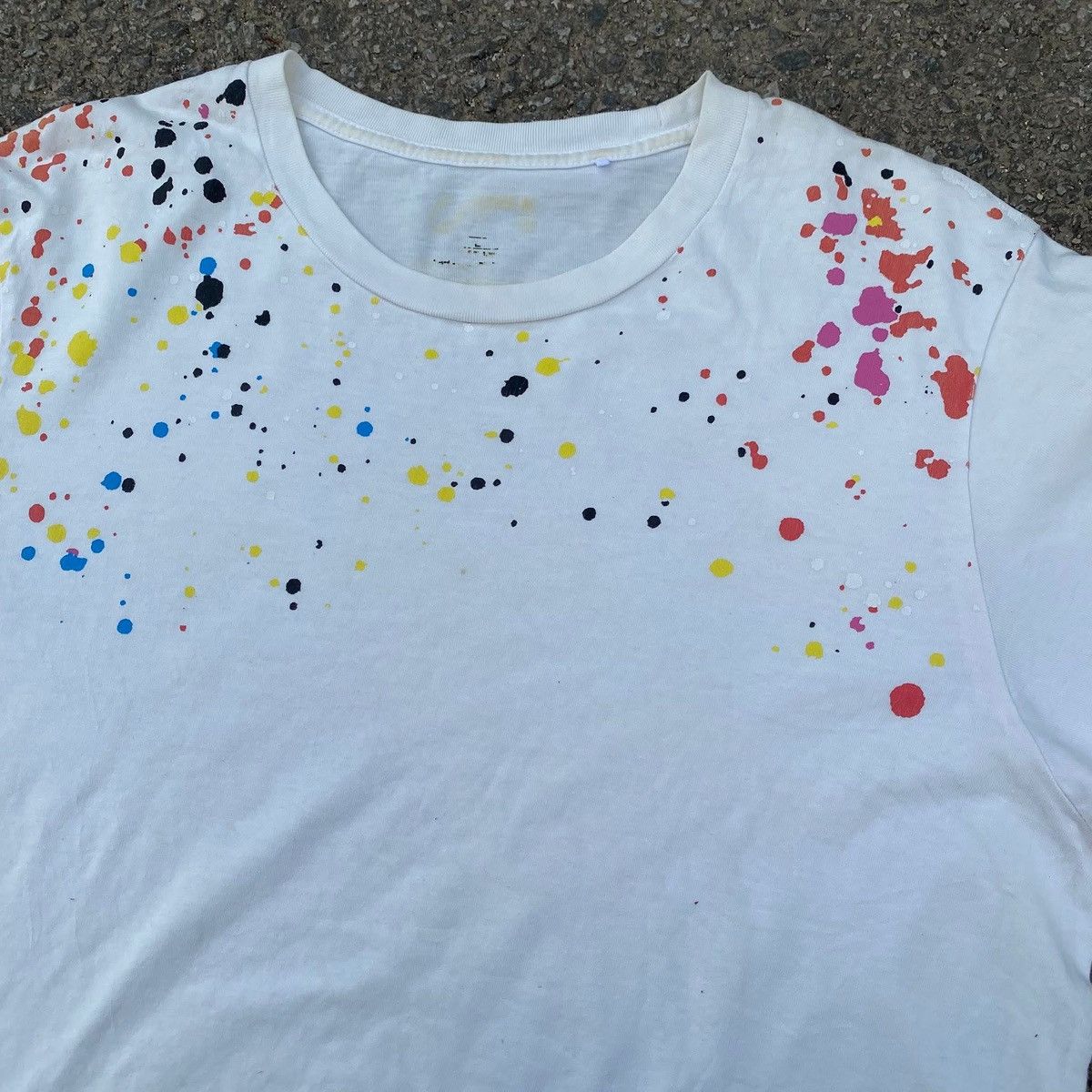 Uniqlo RARE ‼️ Futura Size US M / EU 48-50 / 2 - 3 Thumbnail