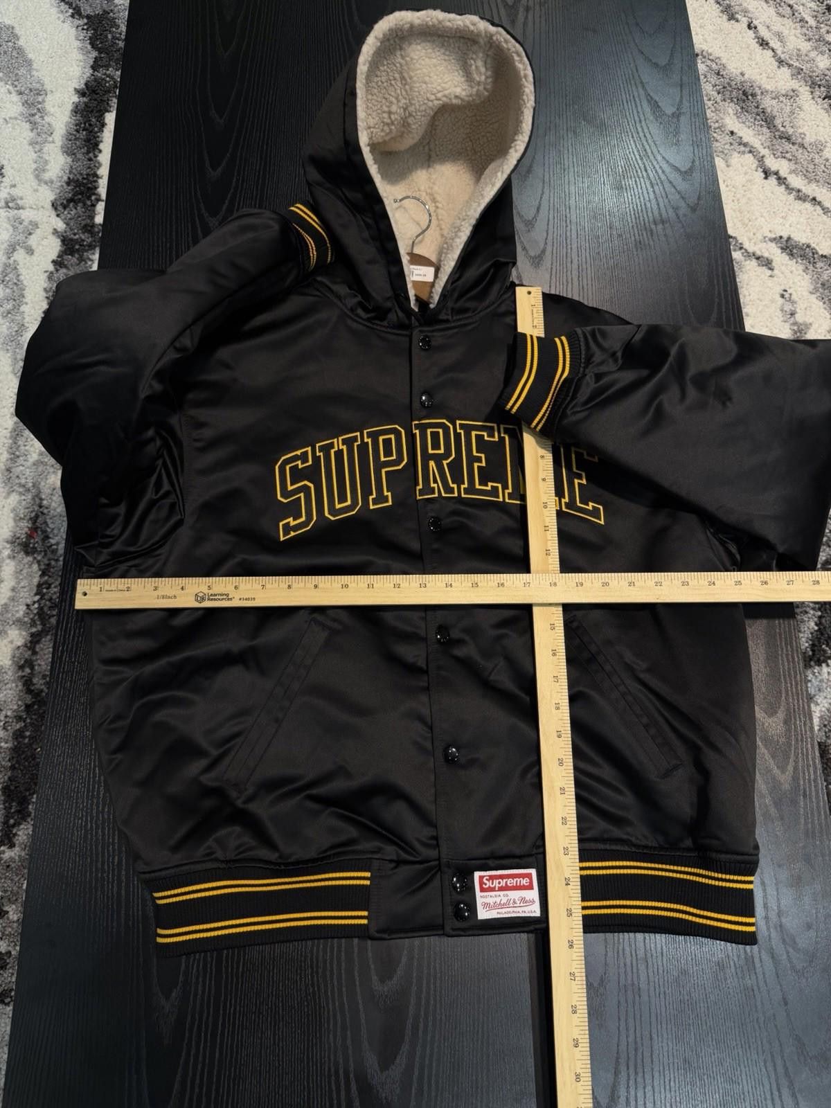 Supreme Supreme®/Mitchell & Ness® Hooded Satin Varsity Jacket Black Size US L / EU 52-54 / 3 - 12 Thumbnail
