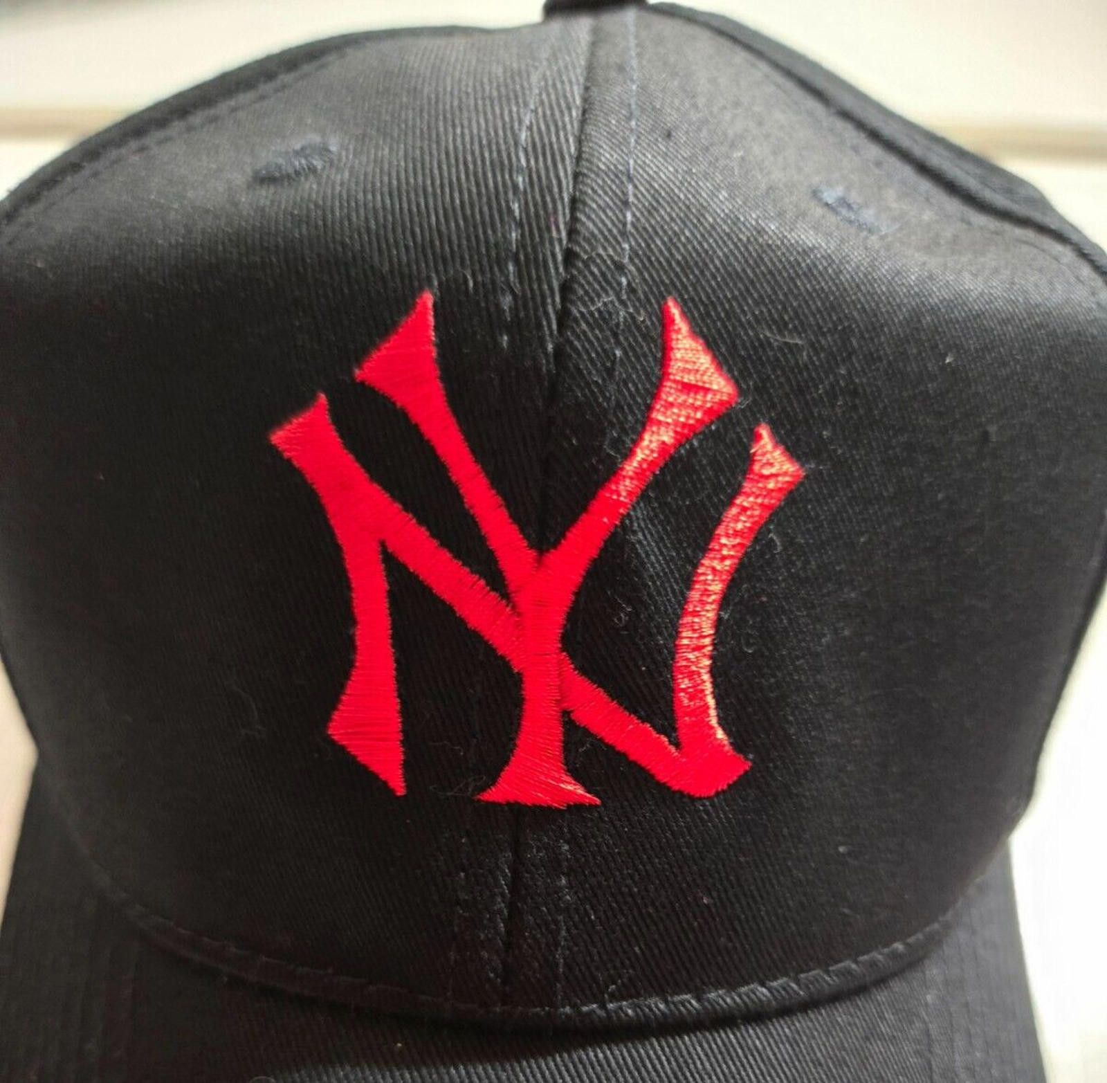 American Needle American Needle Baseball Cap New York Yankees Snapback NWT Size ONE SIZE - 2 Thumbnail