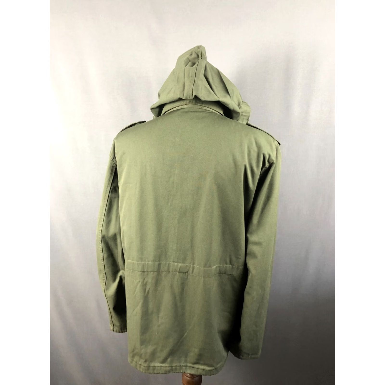 Vintage Vintage US Air Force Full Zip Jacket Cotton Green Men Hooded Size US M / EU 48-50 / 2 - 3 Thumbnail