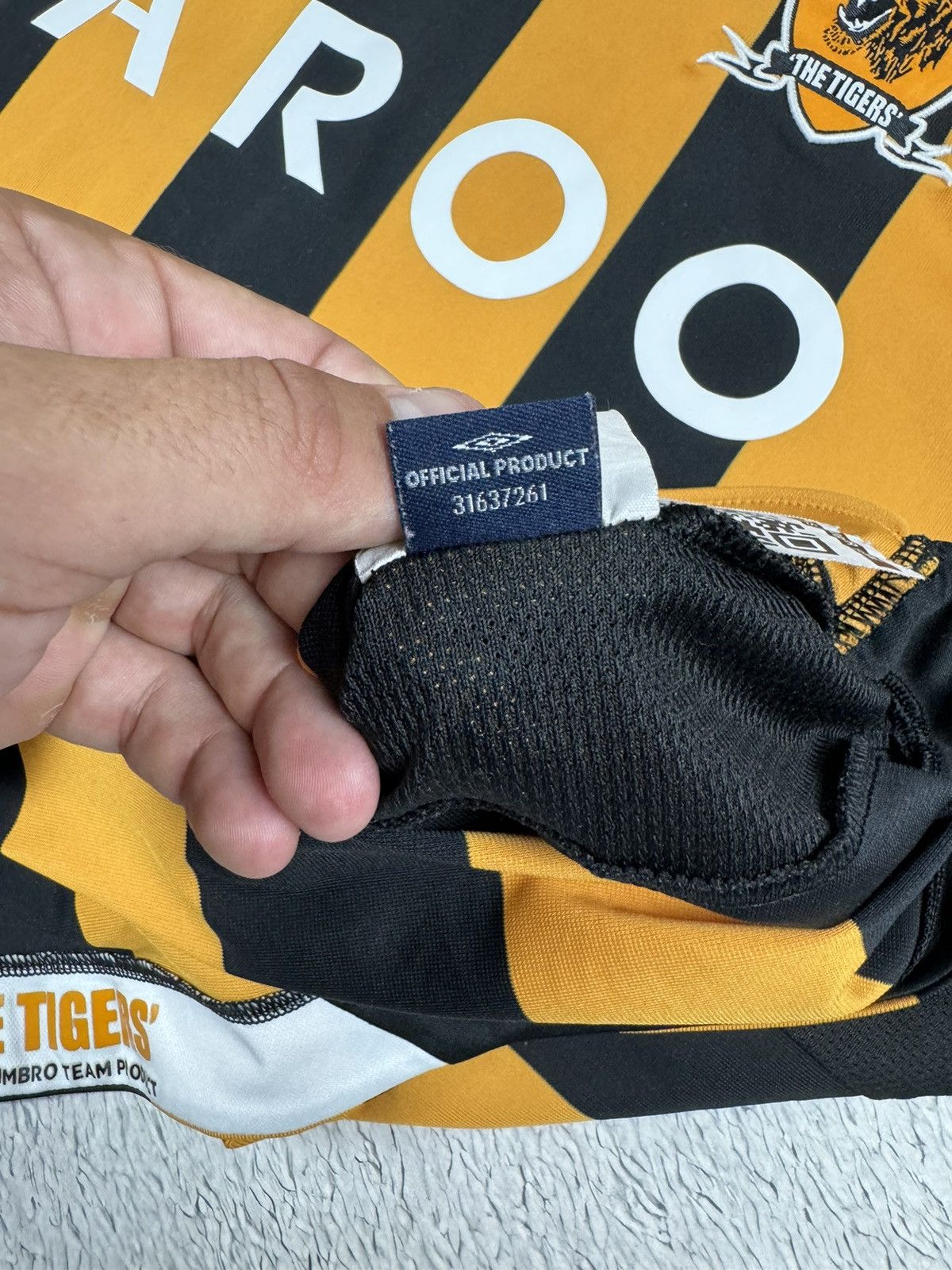 Umbro × Vintage Vintage Hull City AFC 2008/09 Umbro Jersey XL size Size US XL / EU 56 / 4 - 17 Thumbnail