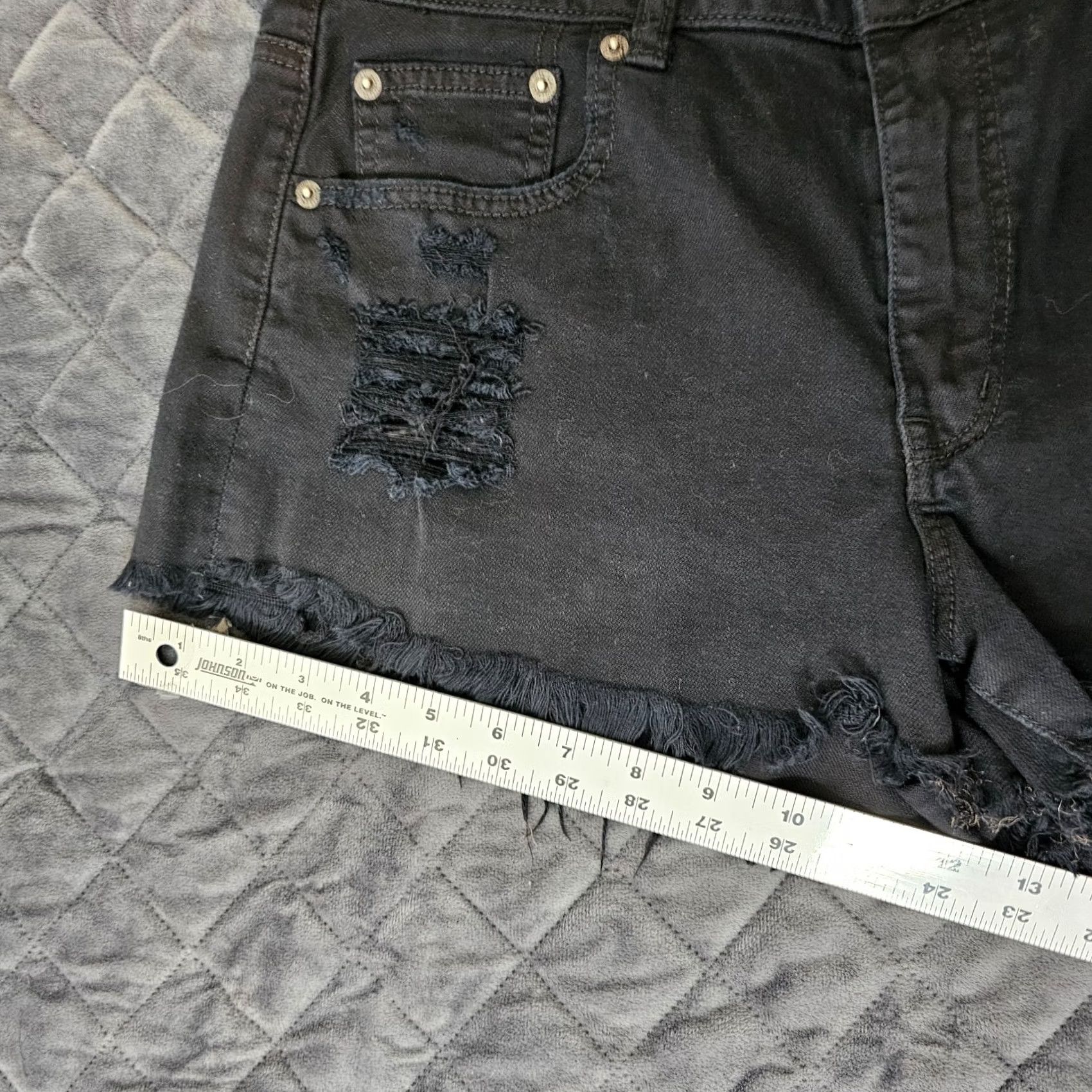 American Eagle Outfitters American Eagle Outfitters Jeans Women’s Jean Short Size 14 Black High Rise Distressed Cut-Off Slim 5-Pocket Denim Cotton Blend Zipper Vintage No Size 36" / US 14 / IT 50 - 7 Thumbnail