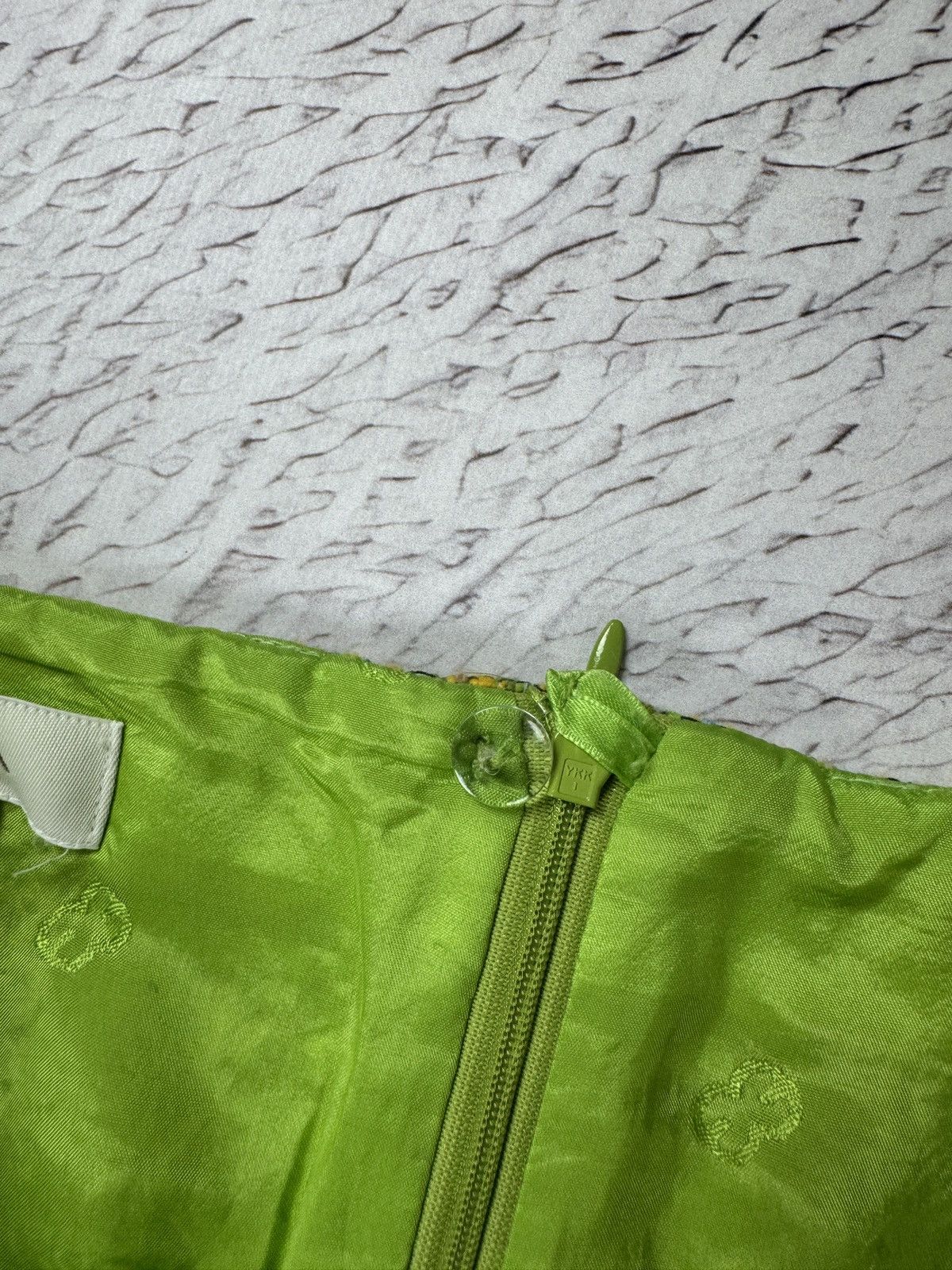 Escada ESCADA Haute Couture Green Fringe Tweed Pencil Skirt size 42 Size 32" / US 10 / IT 46 - 5 Thumbnail