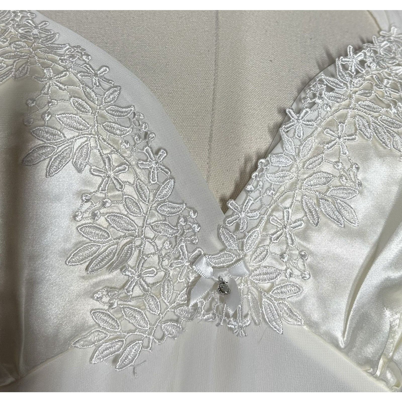 Other Flora Nikrooz Sheer Ivory Bridal Lingerie Robe Gown Set 1X Size ONE SIZE - 5 Thumbnail