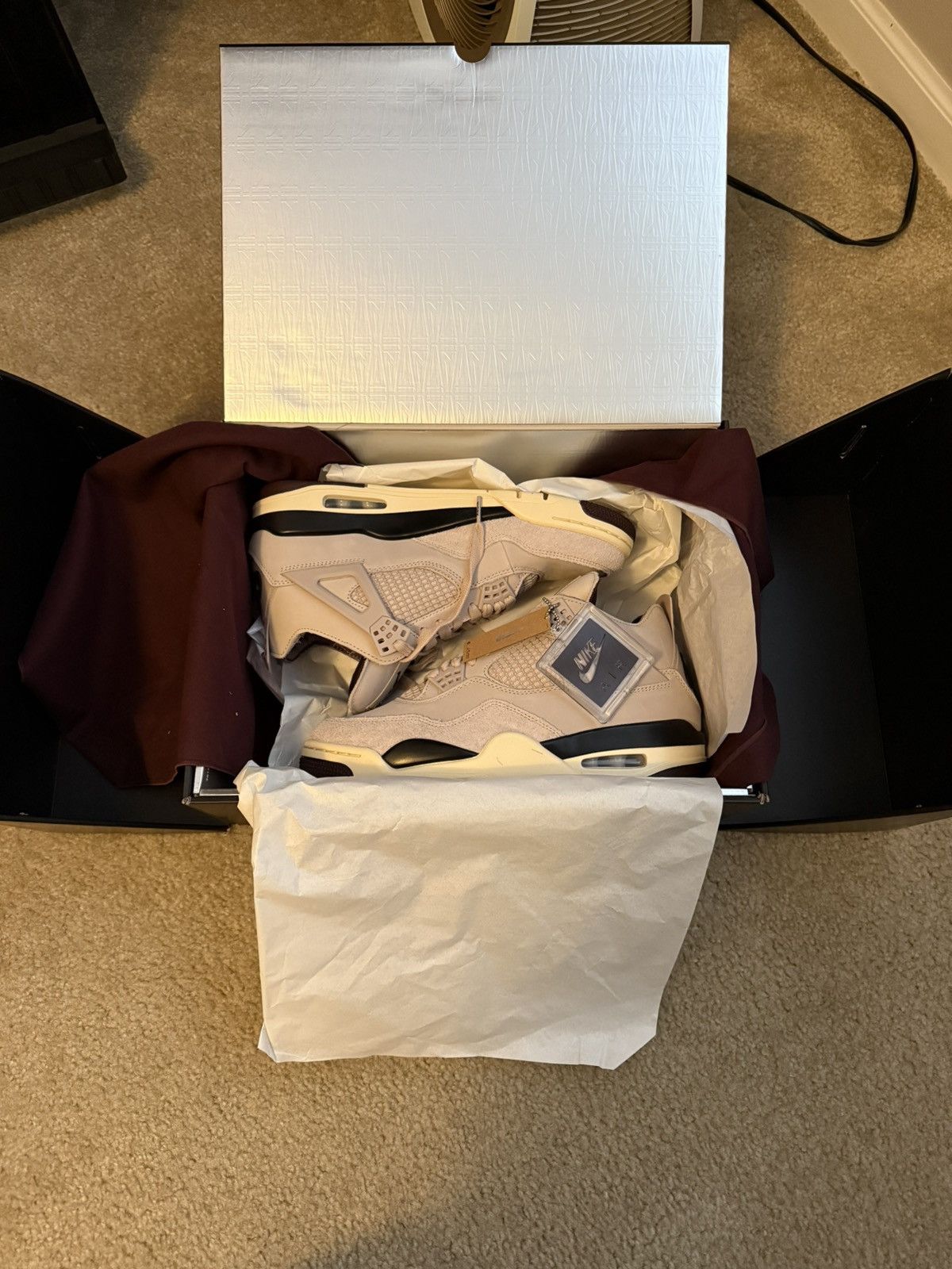 Nike Air Jordan 4 - A ma mere - While you were sleeping Size US 9.5 / EU 42-43 - 6 Thumbnail