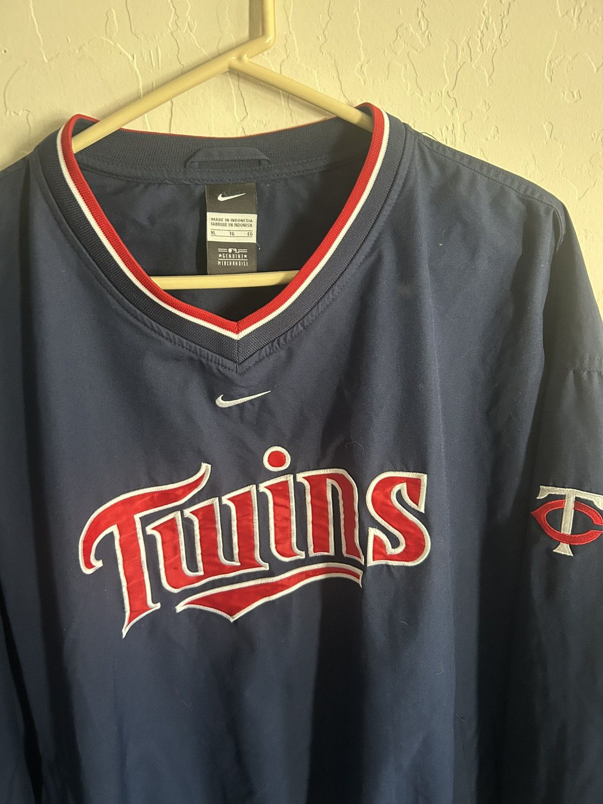 Nike Vintage Minnesota Twins Center Swoosh Nike Pullover Size XL Size US XL / EU 56 / 4 - 2 Thumbnail