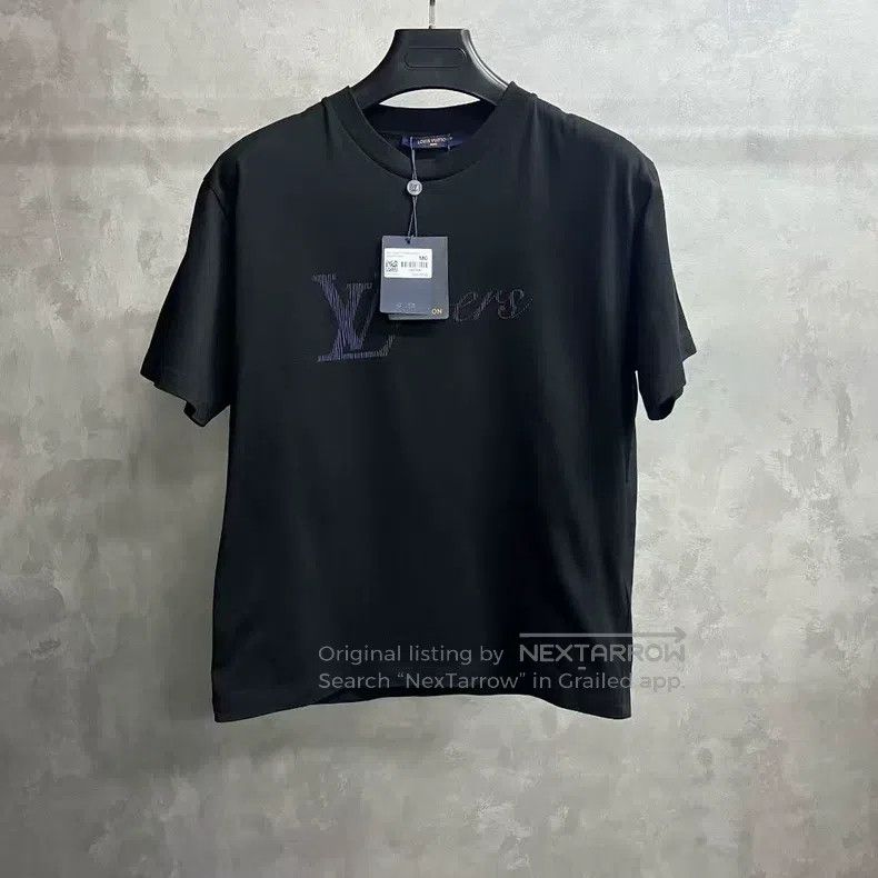 Louis Vuitton Louis Vuitton 25 Black Logo Letter Crew Neck Short Sleeve Size US M / EU 48-50 / 2 - 1 Thumbnail