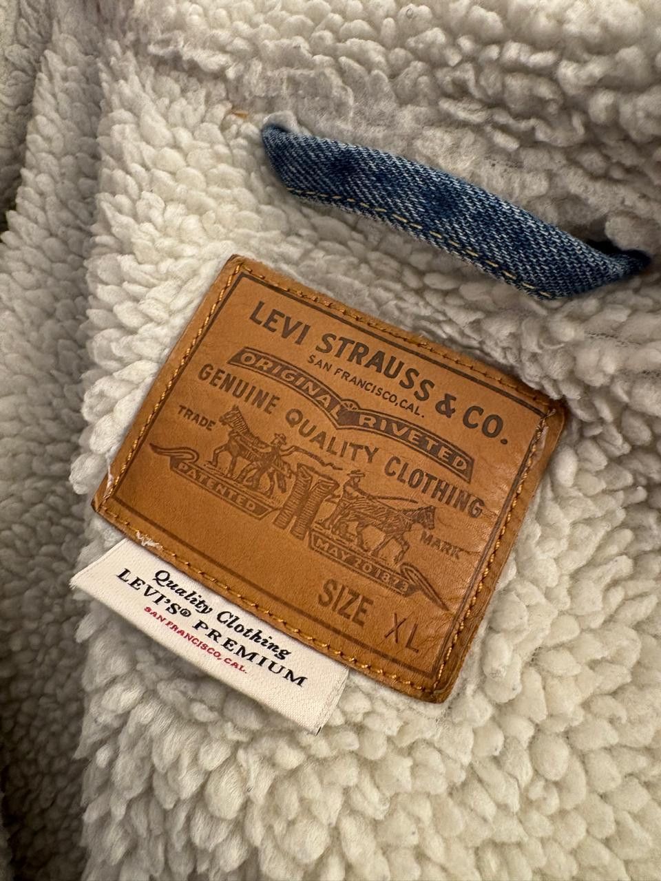 Levi's Levi's Sherpa Trucker Jacket Size US XL / EU 56 / 4 - 3 Thumbnail
