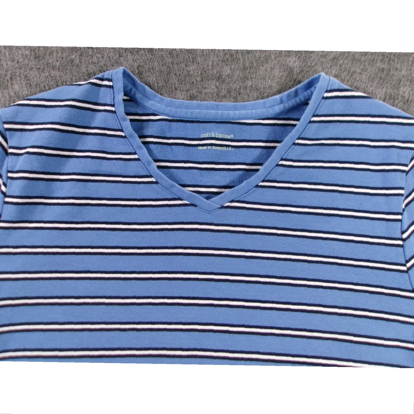 Croft & Barrow VINTAGE Croft & Barrow Women's T-Shirt Large Blue Striped Nautical Casual V-Neck Short Sleeve Size L / US 10 / IT 46 - 2 Thumbnail