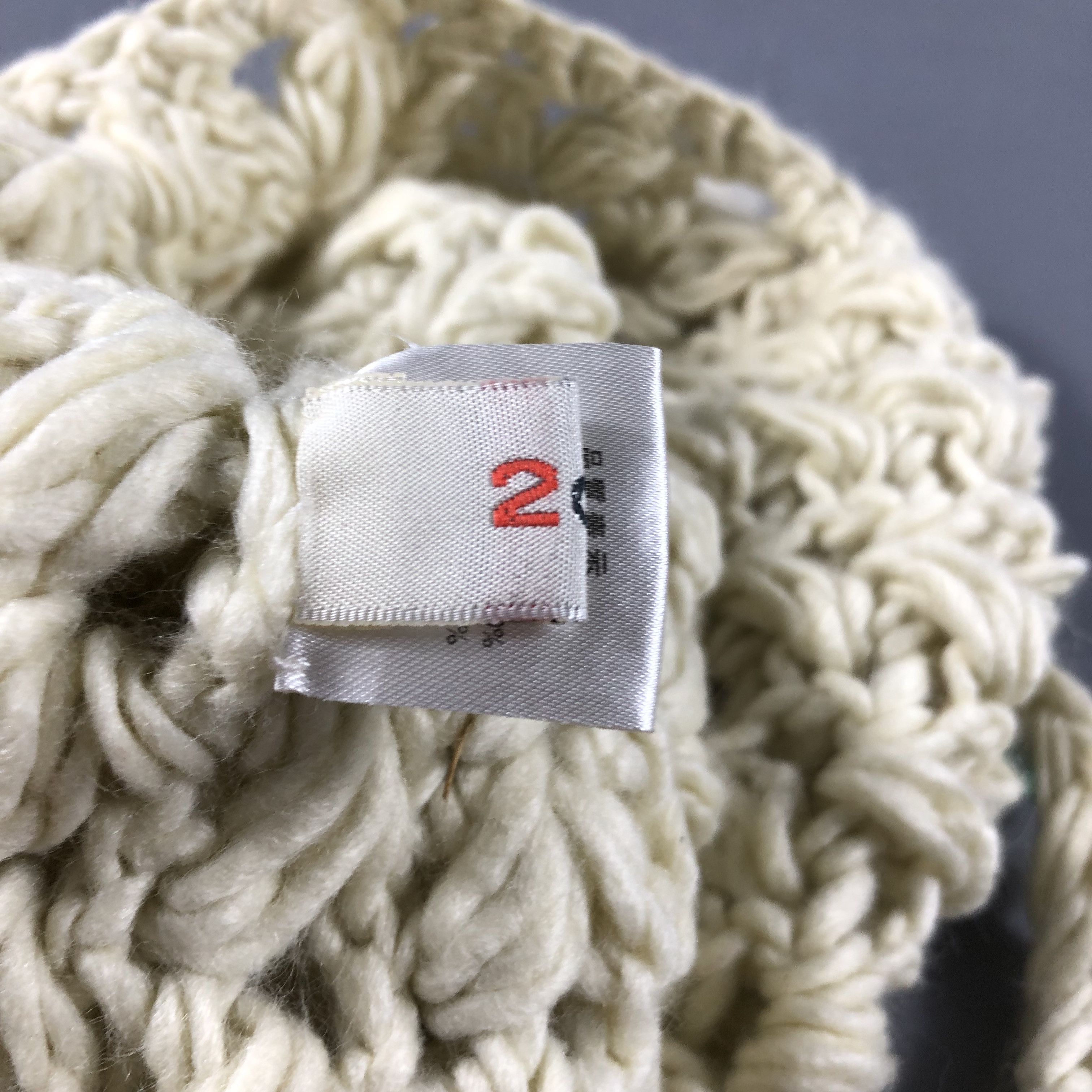 Vintage 2OZ Knit Earflap Bobble Beanie Snowcap Snow Hat B982 Size ONE SIZE - 4 Thumbnail