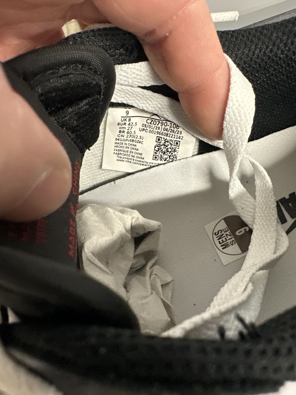 Jordan Brand Jordan 1 Retro Low OG Black Toe (2023) Size US 9 / EU 42 - 6 Thumbnail