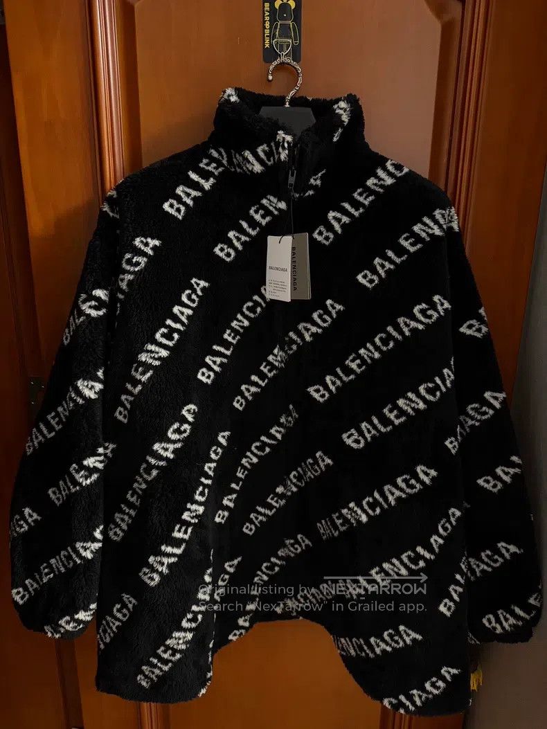 Balenciaga Balenciaga Teddy Bear Printed Faux Fur Coat Size XXS / US 00 / IT 34 - 1 Thumbnail