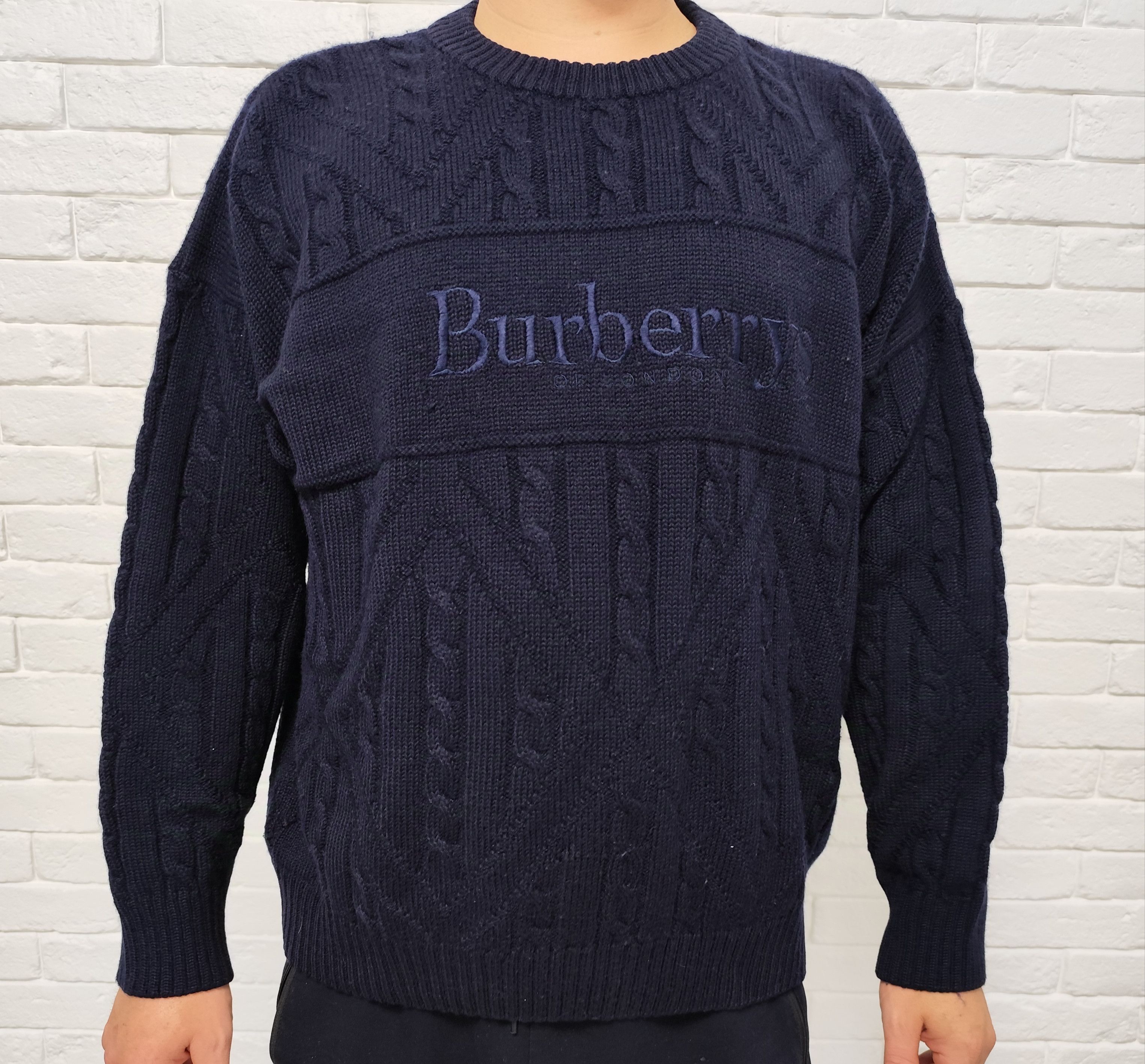 Burberry Streetwear Vintage Burberry’s big logo knitted sweater Size US XXL / EU 58 / 5 - 6 Thumbnail