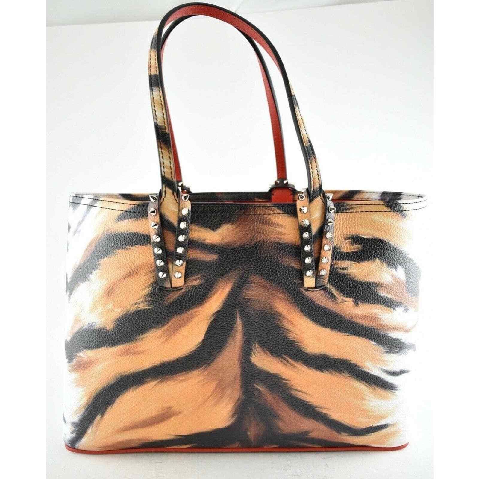 Christian Louboutin Christian Louboutin Cabata Bengale Leather Tote Shoulder Bag Size ONE SIZE - 6 Thumbnail