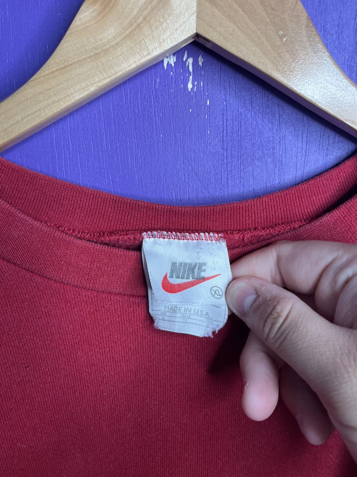Nike × Vintage Vintage 90s Nike simple swoosh faded red crewneck Size US M / EU 48-50 / 2 - 4 Thumbnail