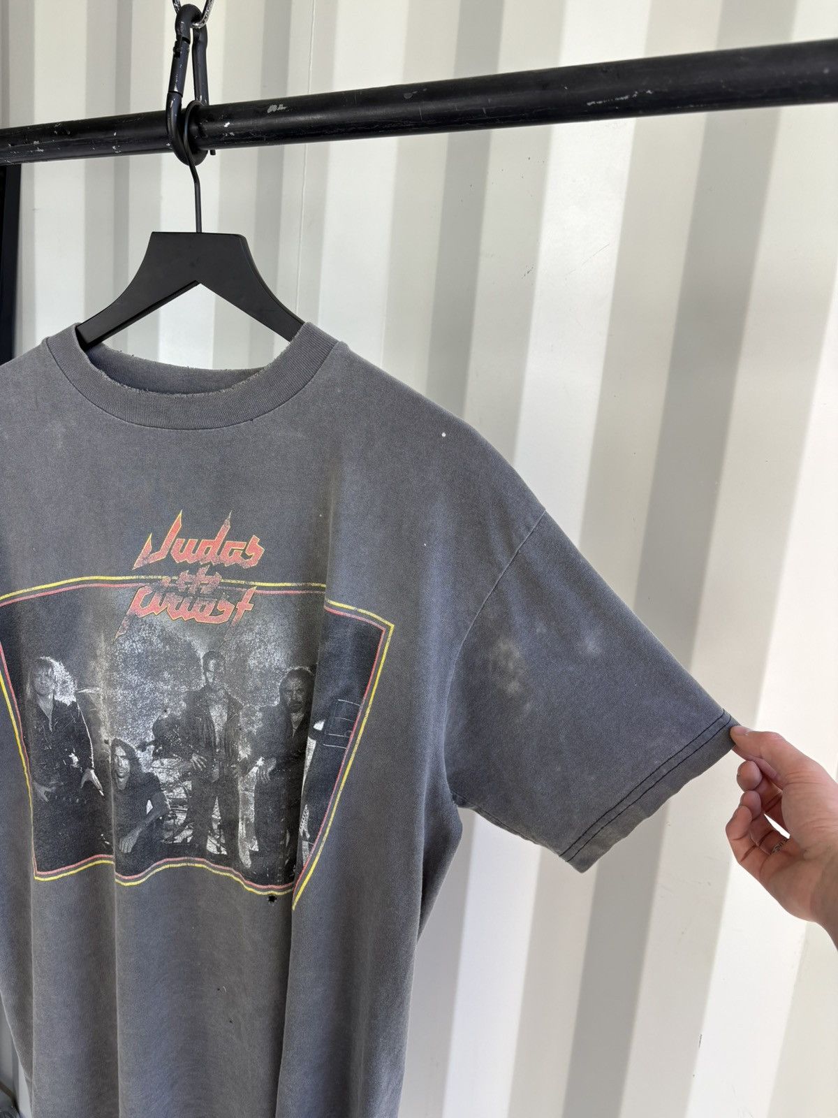 Band Tees Thrashed Judas Priest Sun Faded Distressed ERD GRUNGE WCC Size US XL / EU 56 / 4 - 2 Thumbnail
