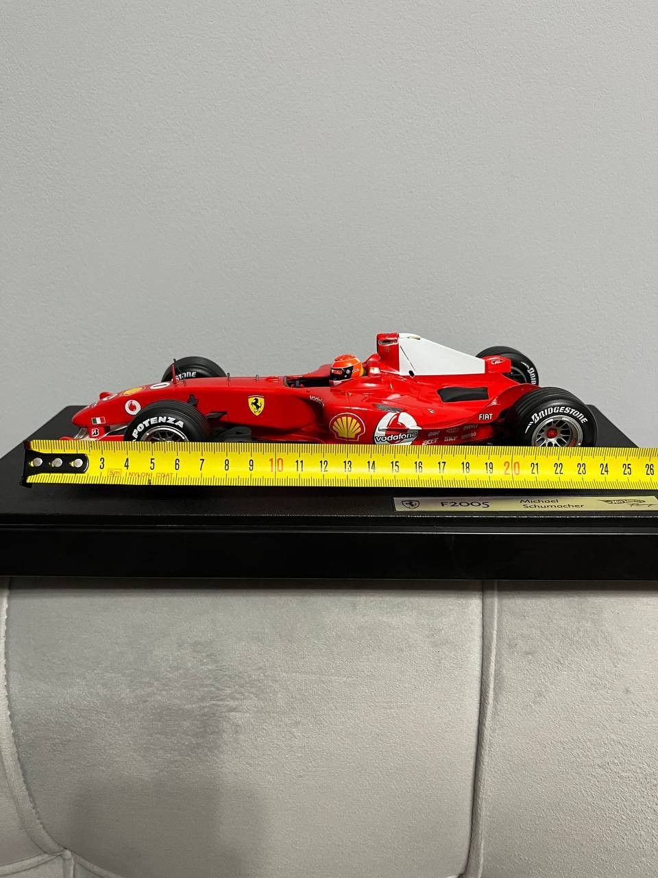 Ferrari Michael Schumacher Bolide Ferrari F2005 Toy Car