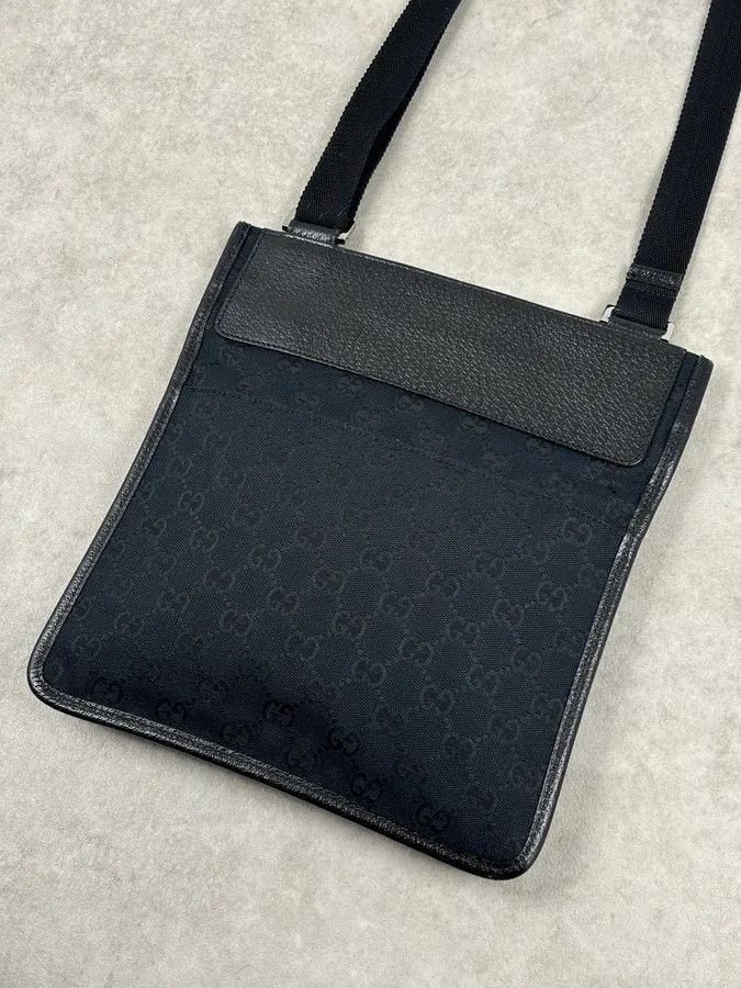 Gucci SS2003 Gucci Black Canvas Monogram Crossbody Bag Size ONE SIZE - 5 Thumbnail