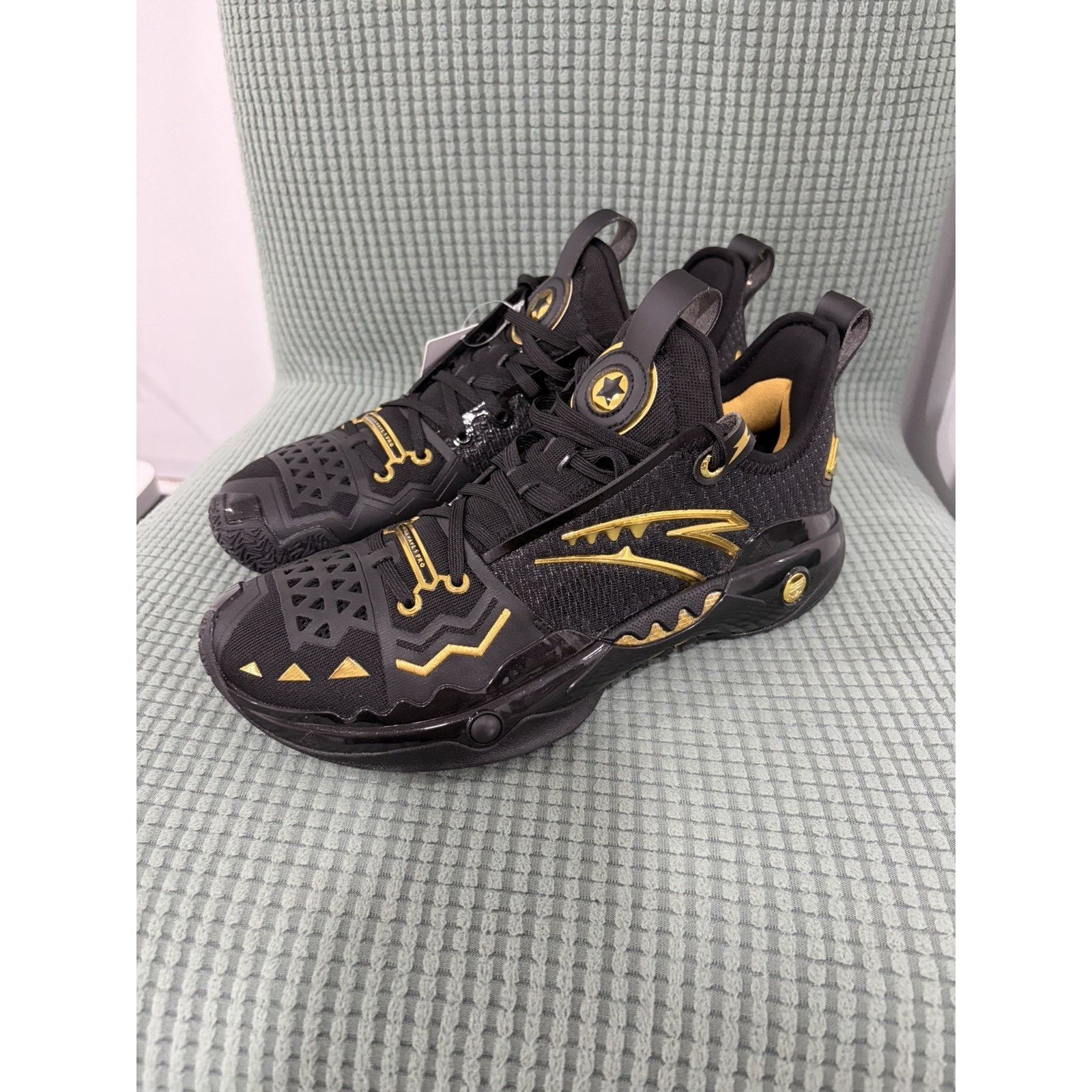 Other Size 8.5, ANTA Shock Wave 5 Pro Kyrie Irving Black Samurai Size US 8.5 / EU 41-42 - 2 Thumbnail