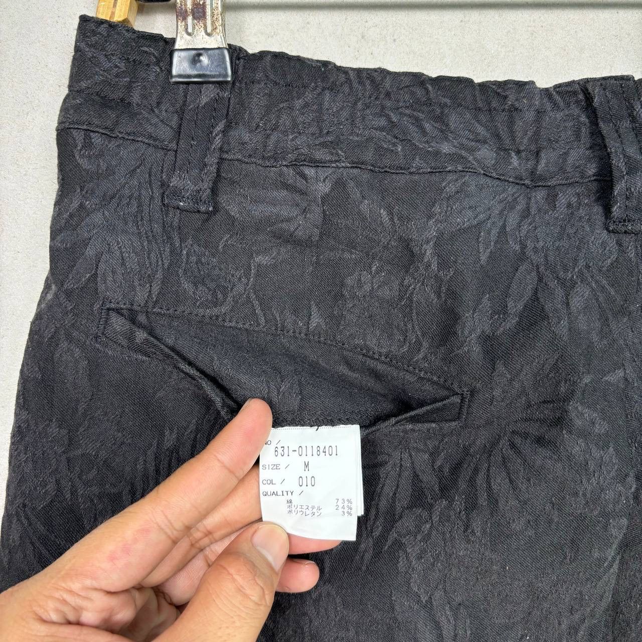 Tornado Mart Tornado Mart Floral Graphic Black Shorts Size US 30 / EU 46 - 6 Thumbnail