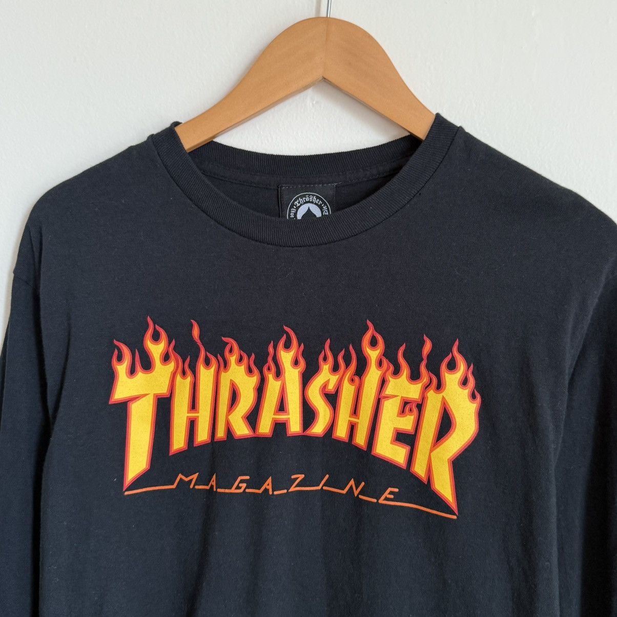 Thrasher Thrasher Men Black Flame Logo Long Sleeve Shirt Skate Tee Size US M / EU 48-50 / 2 - 3 Thumbnail