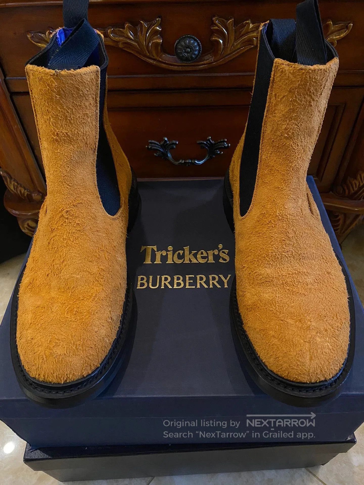 Burberry Brown Chelsea Boots Size 7. Size US 7 / EU 40 - 1 Thumbnail