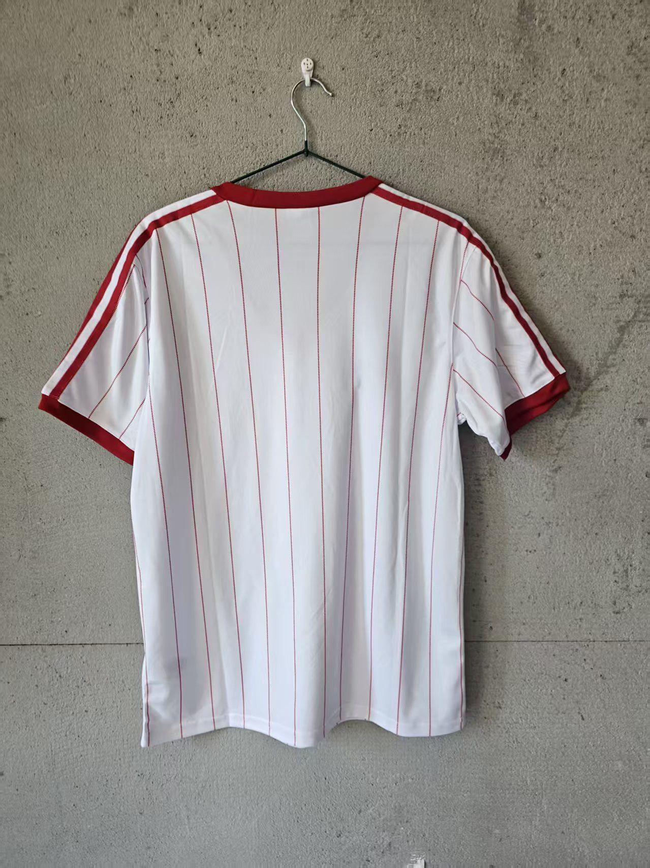 Other Vintage Hamburger SV Soccer jersey Size US S / EU 44-46 / 1 - 5 Thumbnail