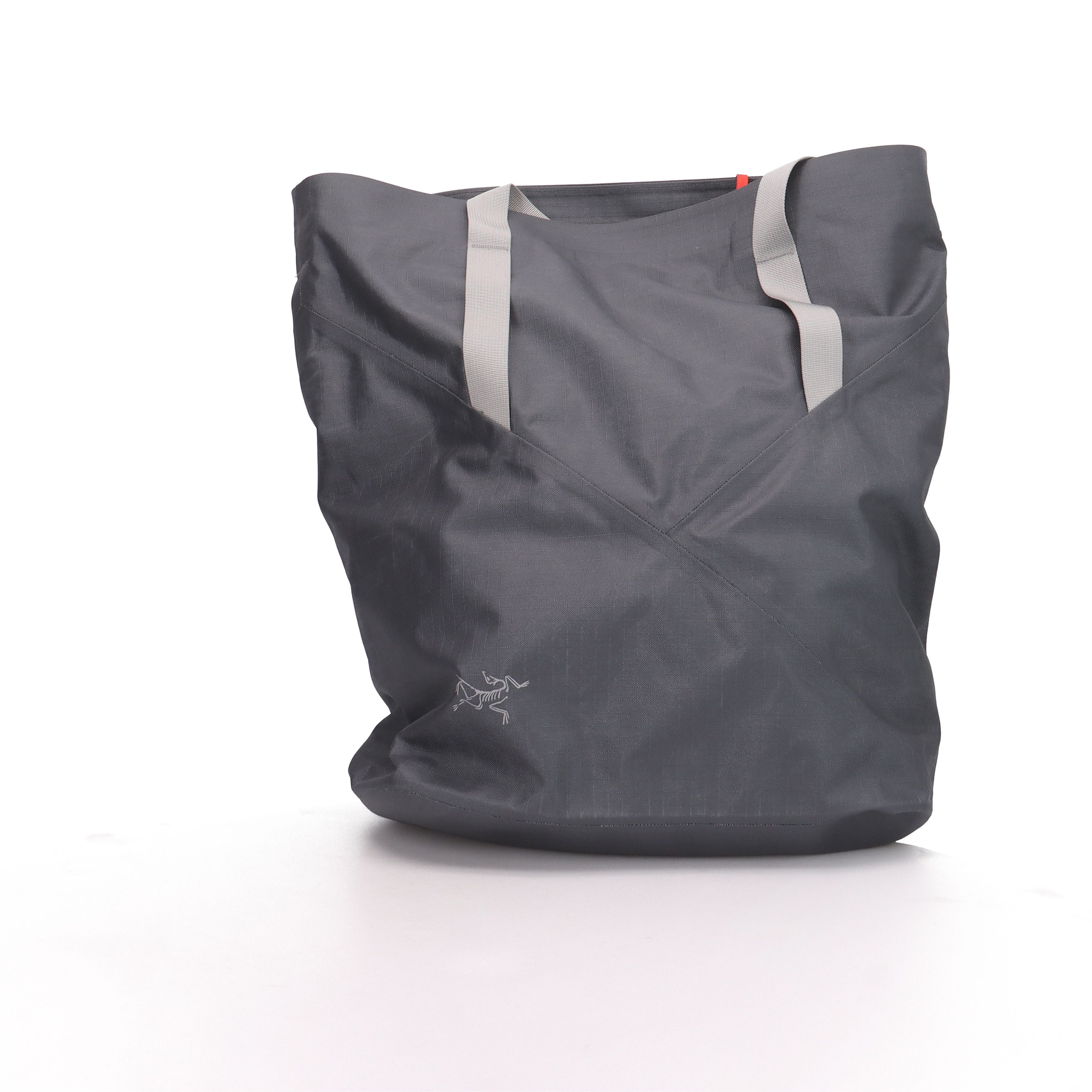 Arc'teryx Arc'teryx Granville 18 Tote Bag | Grailed