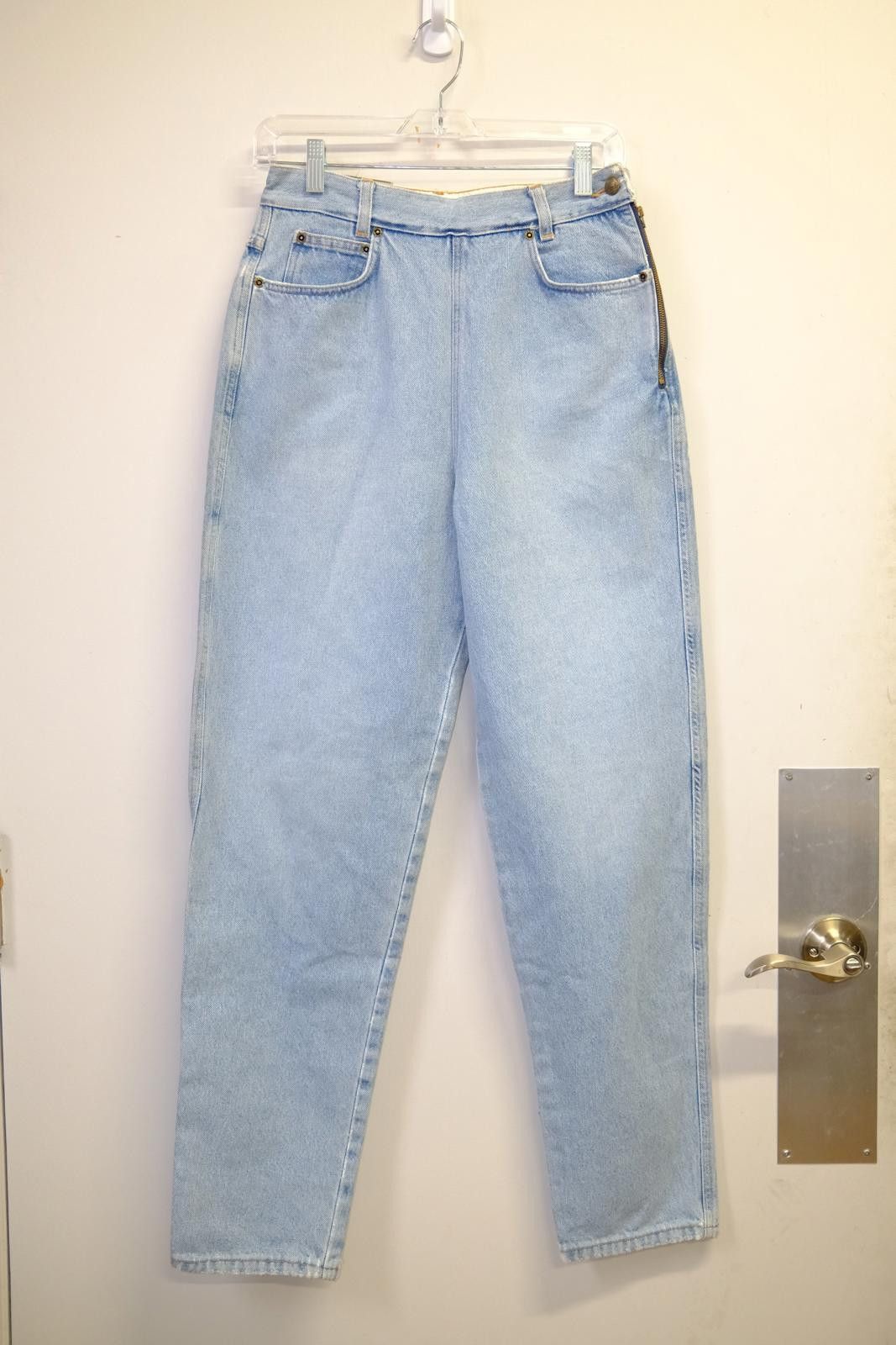 Katharine Hamnett London 90's Katharine Hamnett Light Wash Straight-Leg Jeans Size 32" / US 10 / IT 46 - 1 Thumbnail