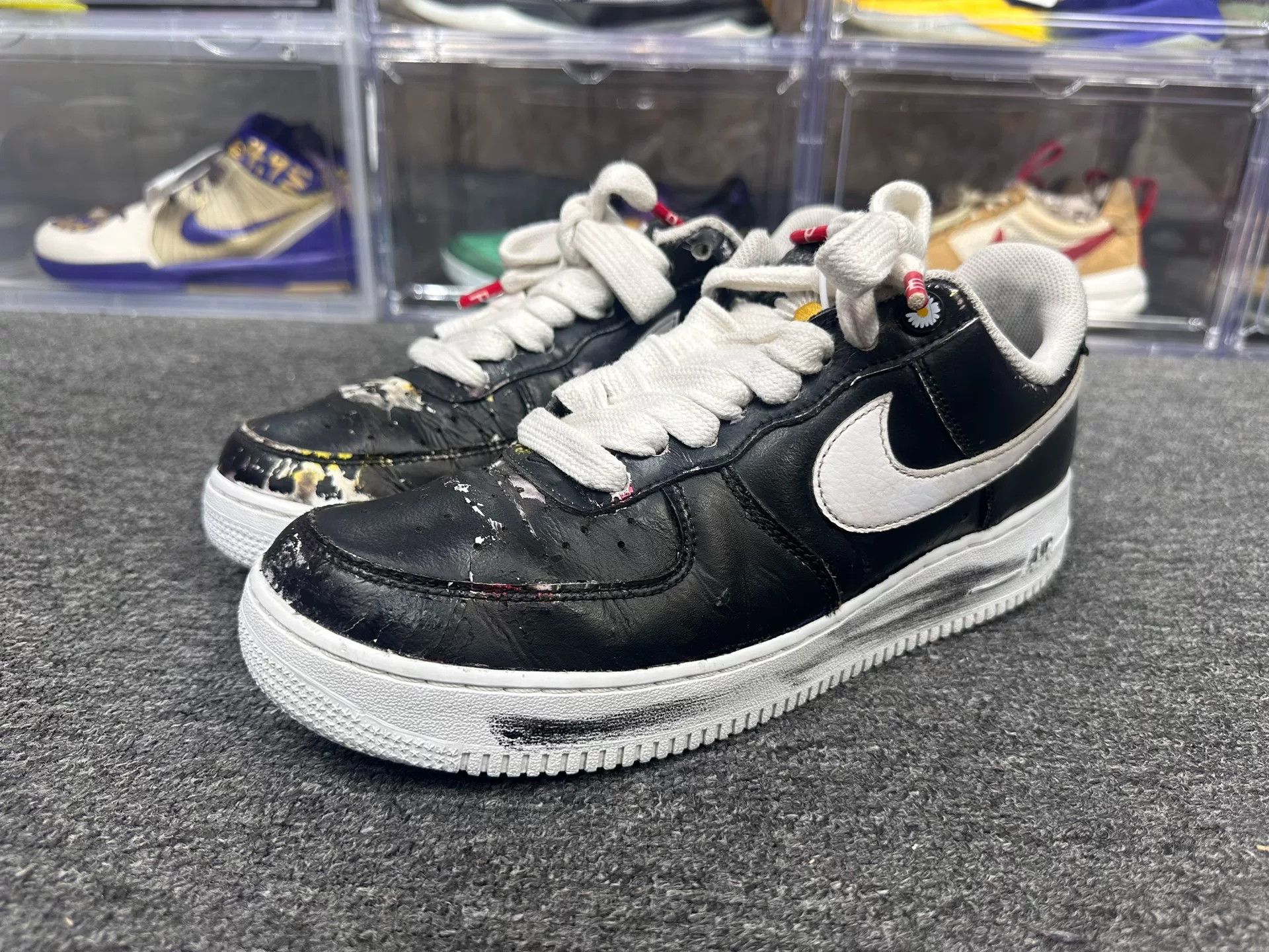 Nike Nike Lowtop Sneakers 10.5 Men Size US 10.5 / EU 43-44 - 1 Thumbnail