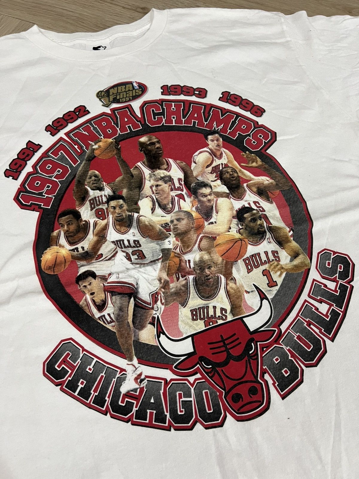 NBA × Vintage Vintage Chicago Bulls 1997 NBA Champs Shirt Size US L / EU 52-54 / 3 - 2 Thumbnail