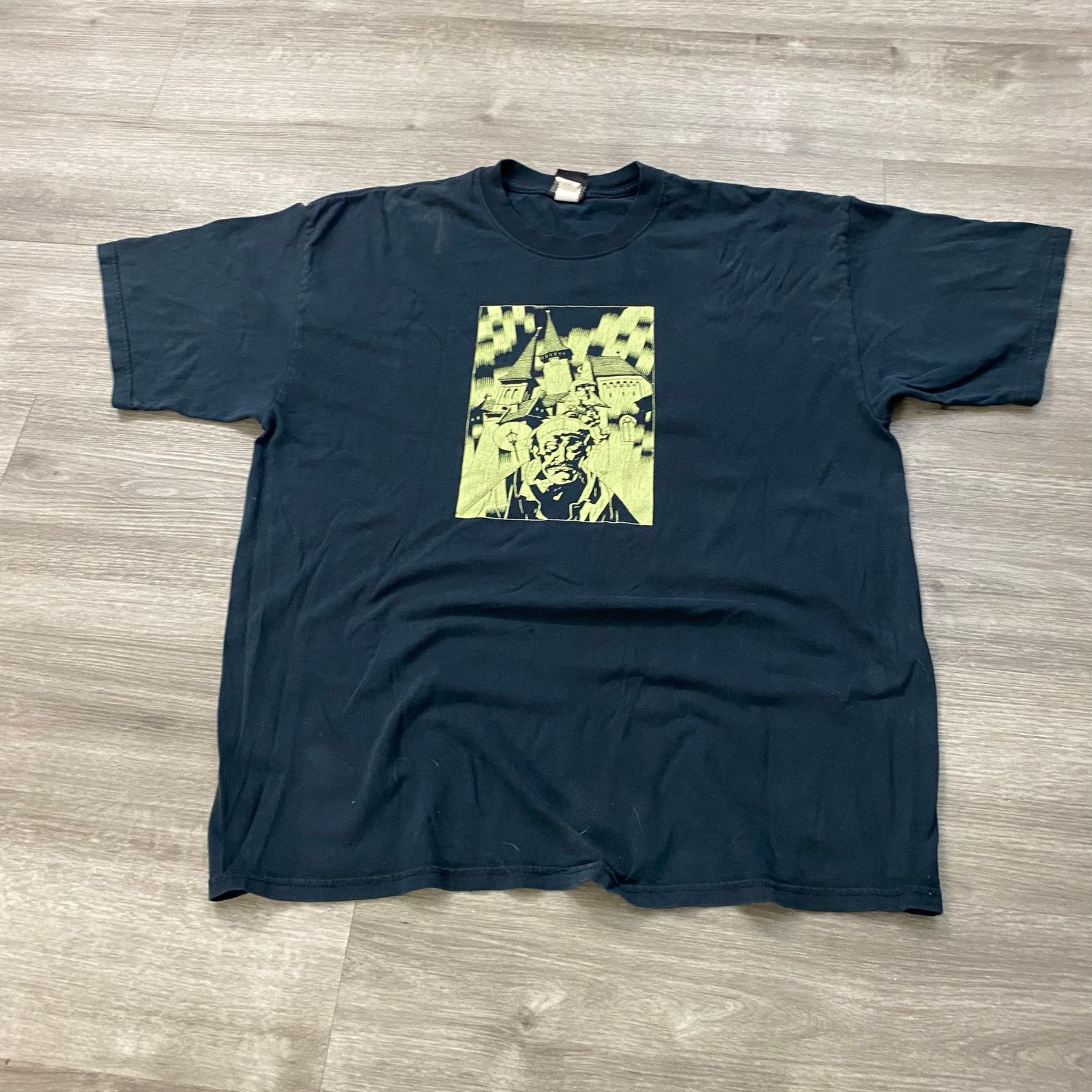 Vintage VINTAGE DARKHORSE DELUXE COMICS BLACK T-SHIRT XL 00S Size US XL / EU 56 / 4 - 1 Thumbnail