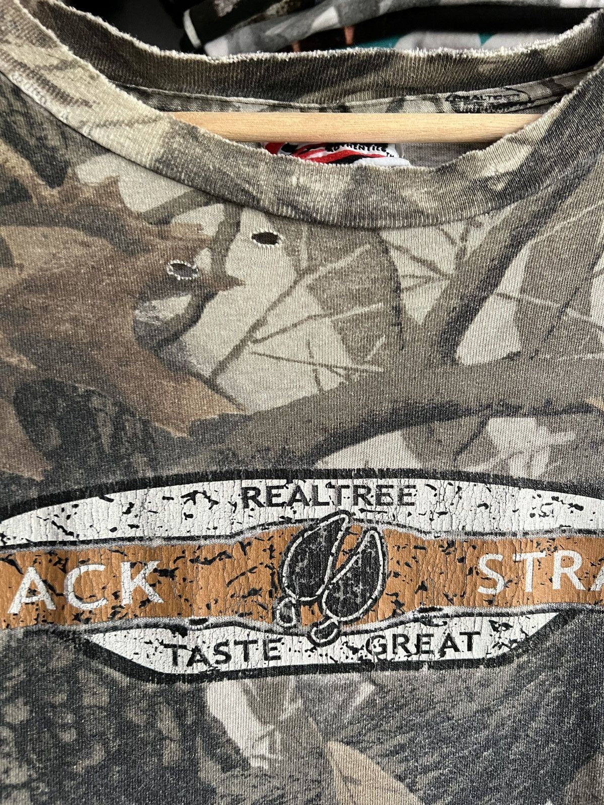 Chase Authentics 90s Back Straps Realtree Taste Great Camo Nascar Hunting Tee Size US XL / EU 56 / 4 - 8 Thumbnail