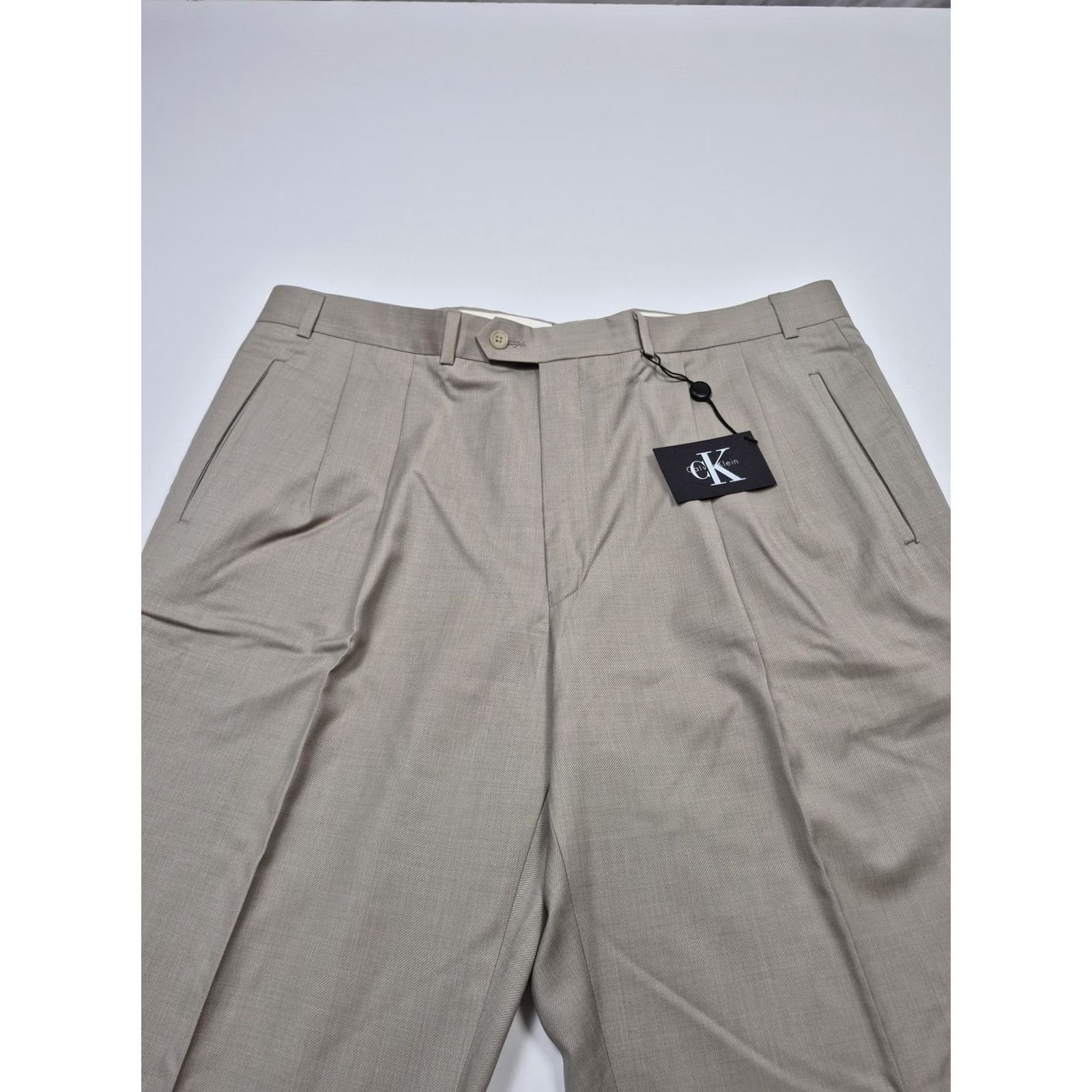 Calvin Klein Calvin Klein Dress Pants Mens 40x36 Beige Wool Pleated Unhemmed Canada NWT Size US 40 / EU 56 - 2 Thumbnail