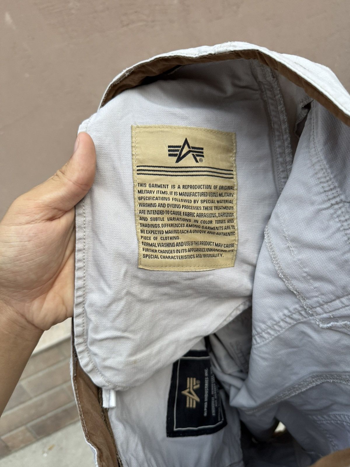 Alpha Industries VINTAGE ALPHA INDUSTRIES CARGO SHORTS US ARMY Size US 32 / EU 48 - 15 Thumbnail