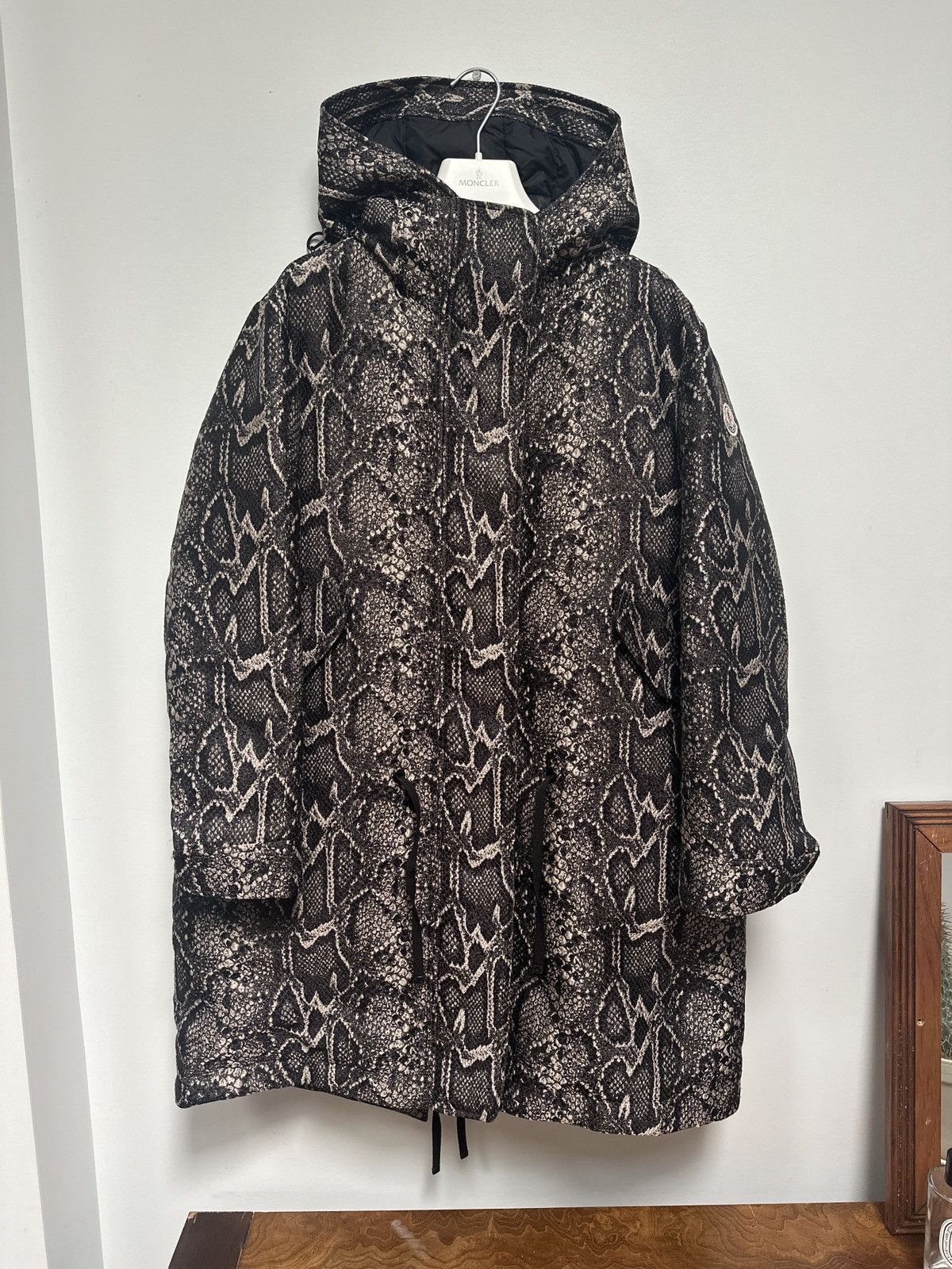 Moncler Metallic Snakeskin Jacquard Down Coat Size US S / EU 44-46 / 1 - 6 Thumbnail