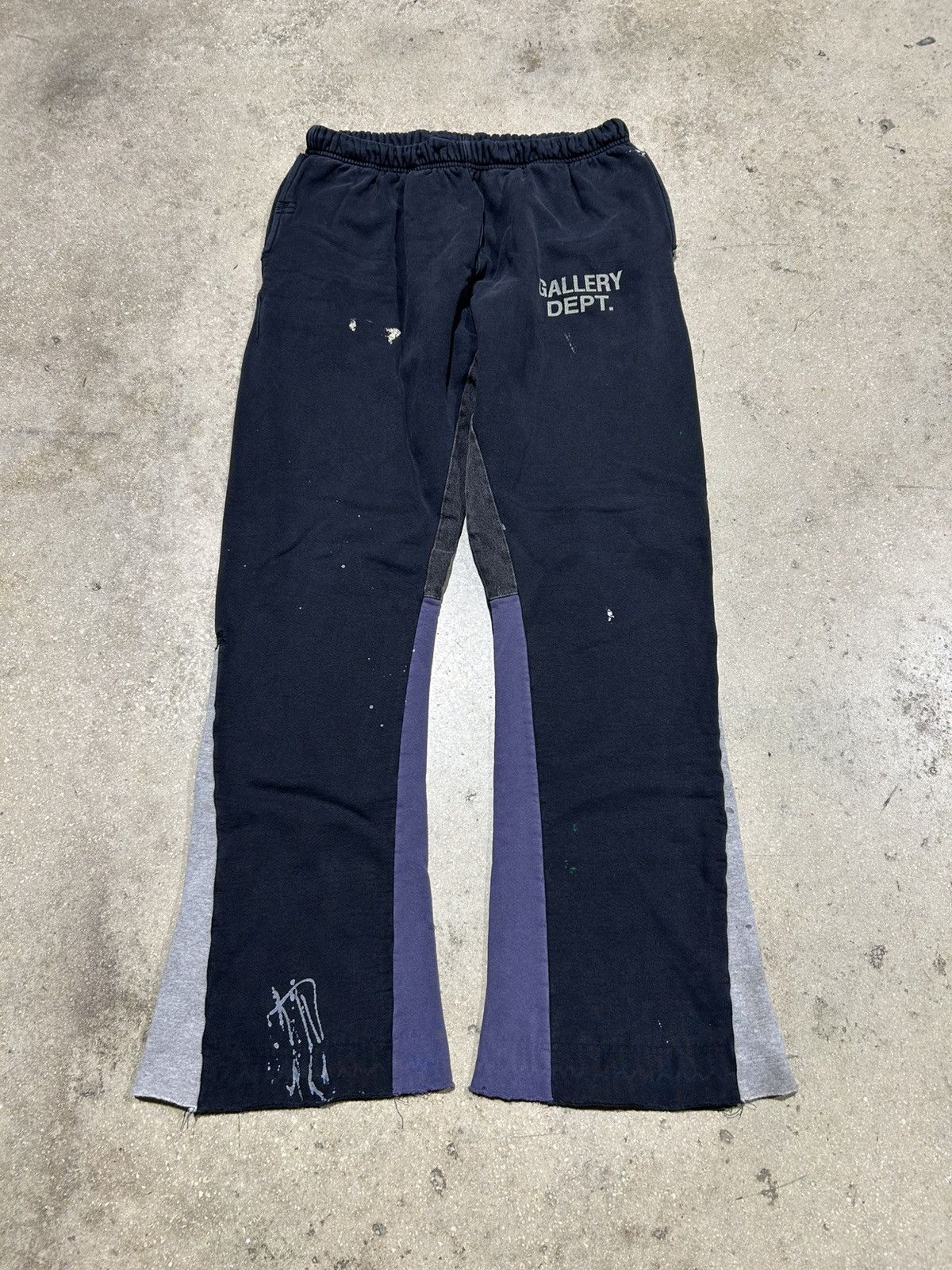 Gallery Dept. Gallery Dept Flare Sweatpant Size US 38 / EU 54 - 1 Thumbnail