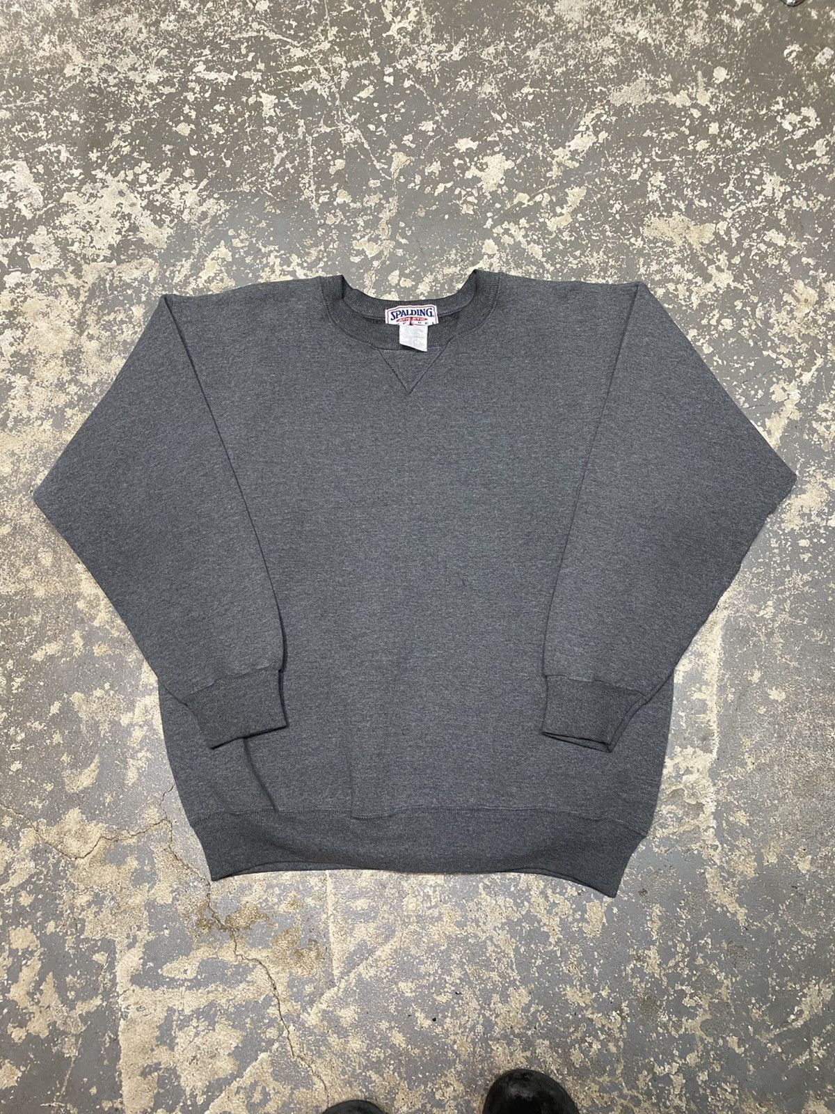 Vintage Vintage Spalding Faded Black/Grey Blank Pullover Crewneck Size US L / EU 52-54 / 3 - 4 Thumbnail