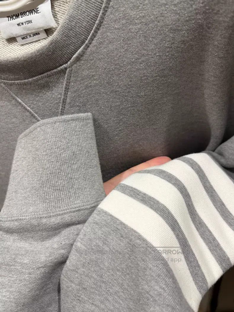 Thom Browne Thom Browne Crew Neck Sweatshirt Light Grey Size US XL / EU 56 / 4 - 8 Thumbnail
