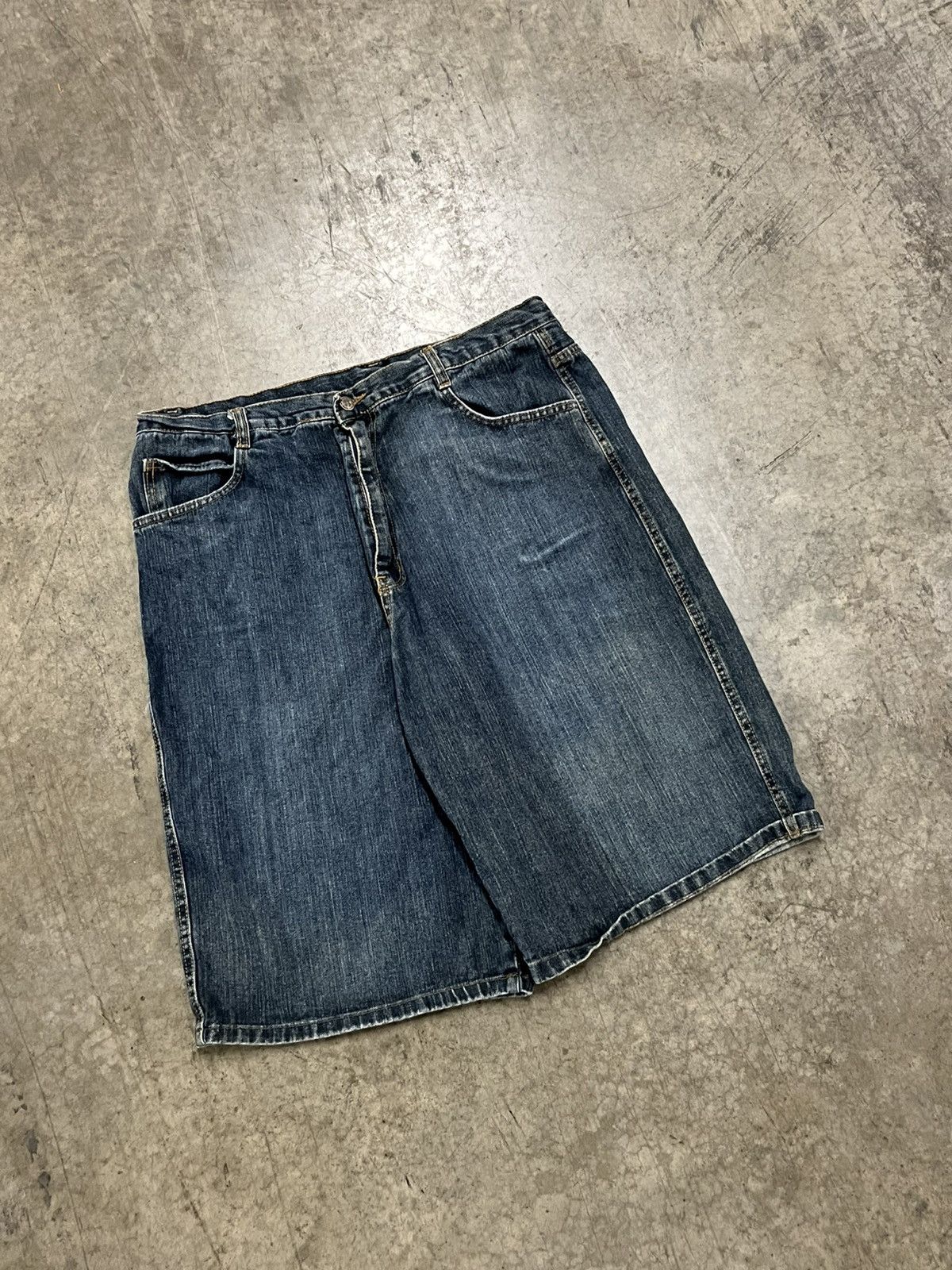 Southpole Y2K baggy fit embroidered jorts skater streetwear hype rare Size US 36 / EU 52 - 6 Thumbnail