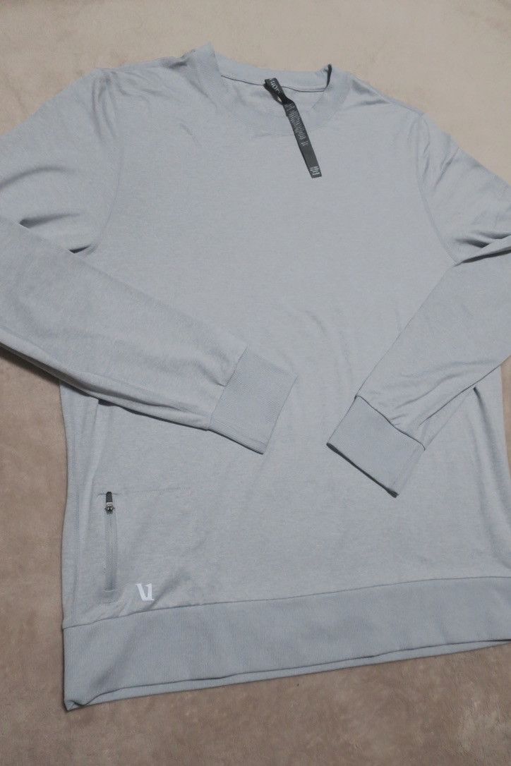 Vuori Men's Long Sleeve Soft Stretch Pullover Size US L / EU 52-54 / 3 - 6 Thumbnail