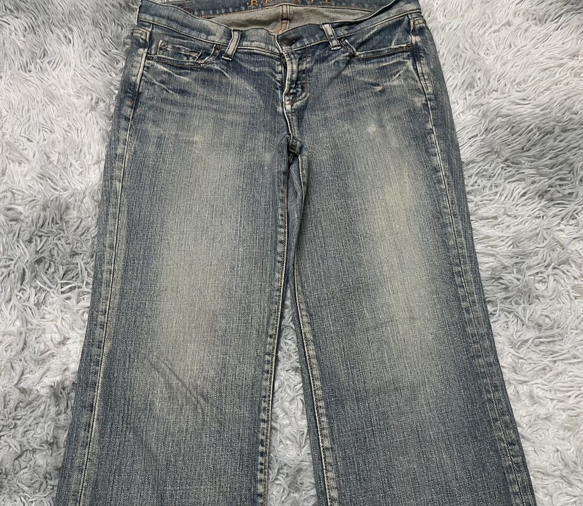 20471120 2000s BRAPPERS FLARE PANT WASHABLE JEANS DISTRESSED Size US 31 - 5 Thumbnail