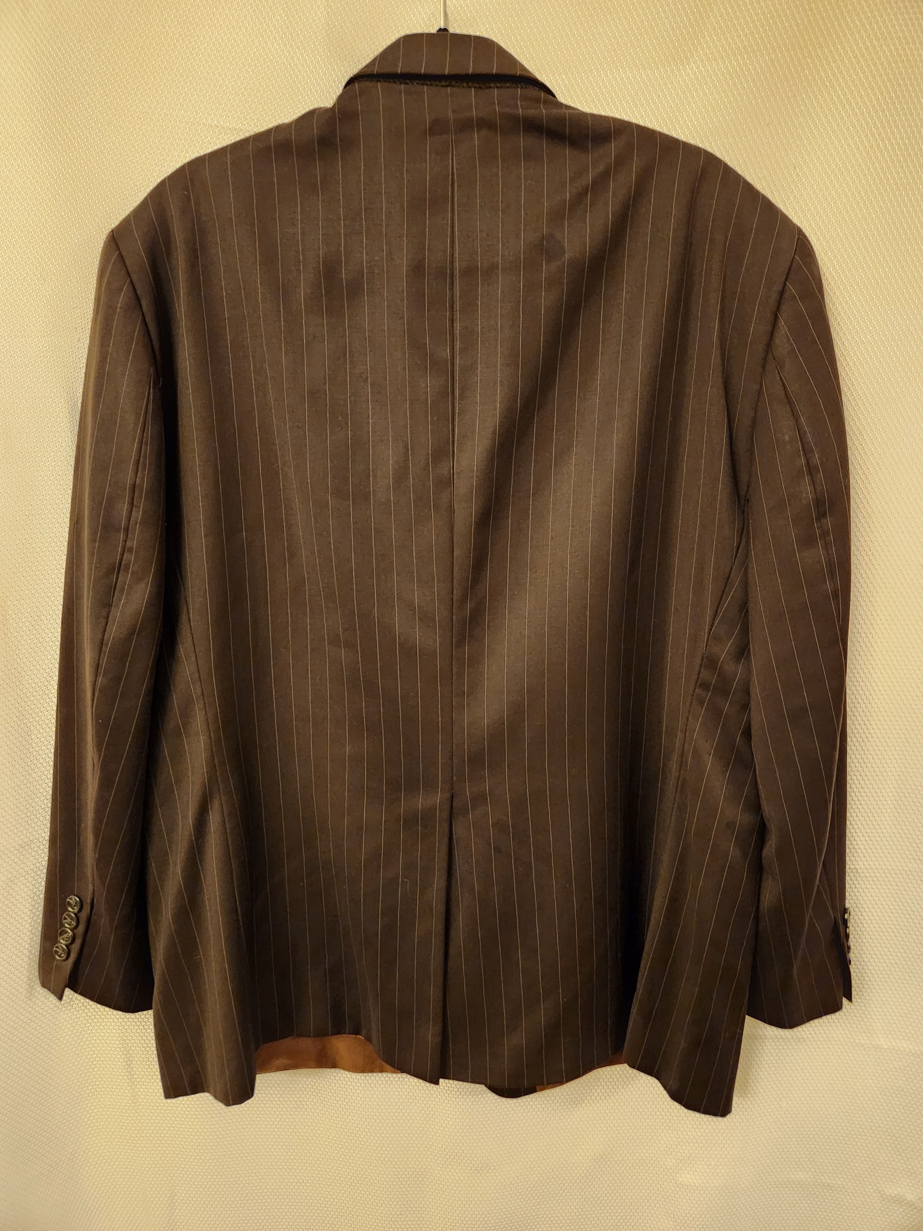 Chaps Men's 100% Wool Brown Pinstripe Blazer Size 44S - 2 Thumbnail