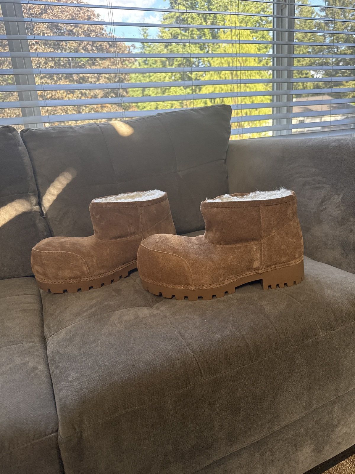 Balenciaga Alaska boots size 11