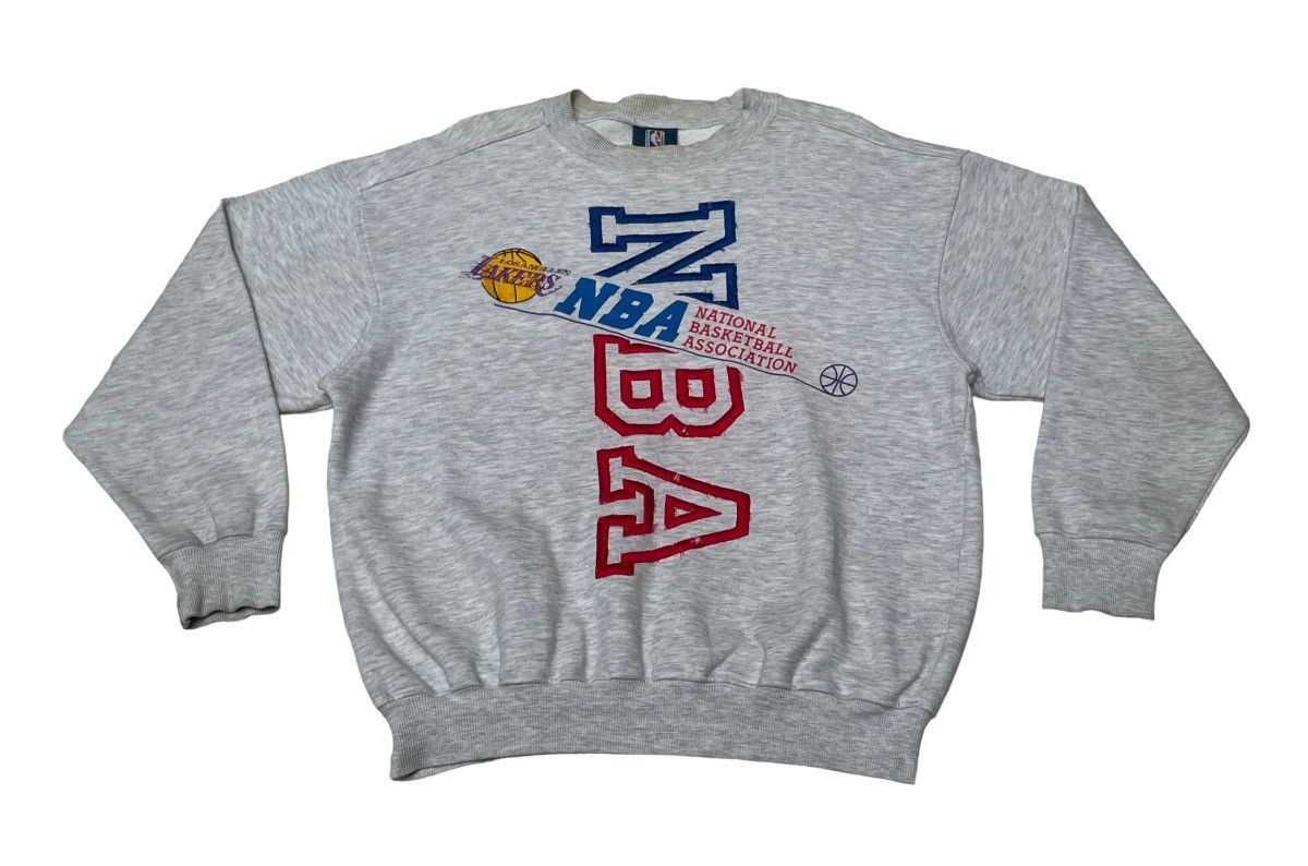 NBA × Vintage Vintage NBA Team Basketball Team Lakers Sweatshirt 1990s Size US L / EU 52-54 / 3 - 1 Thumbnail