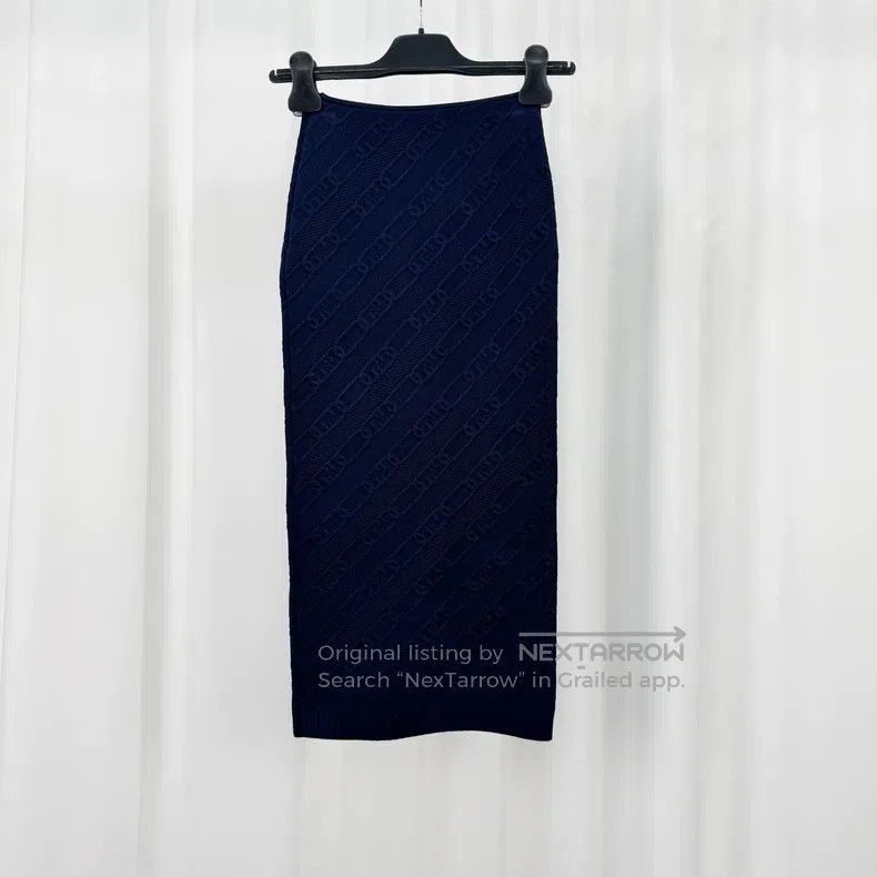 Fendi Fendi Printed Buckle Relief Monogram Skirt Size 24" / US 00 / IT 34 - 2 Thumbnail