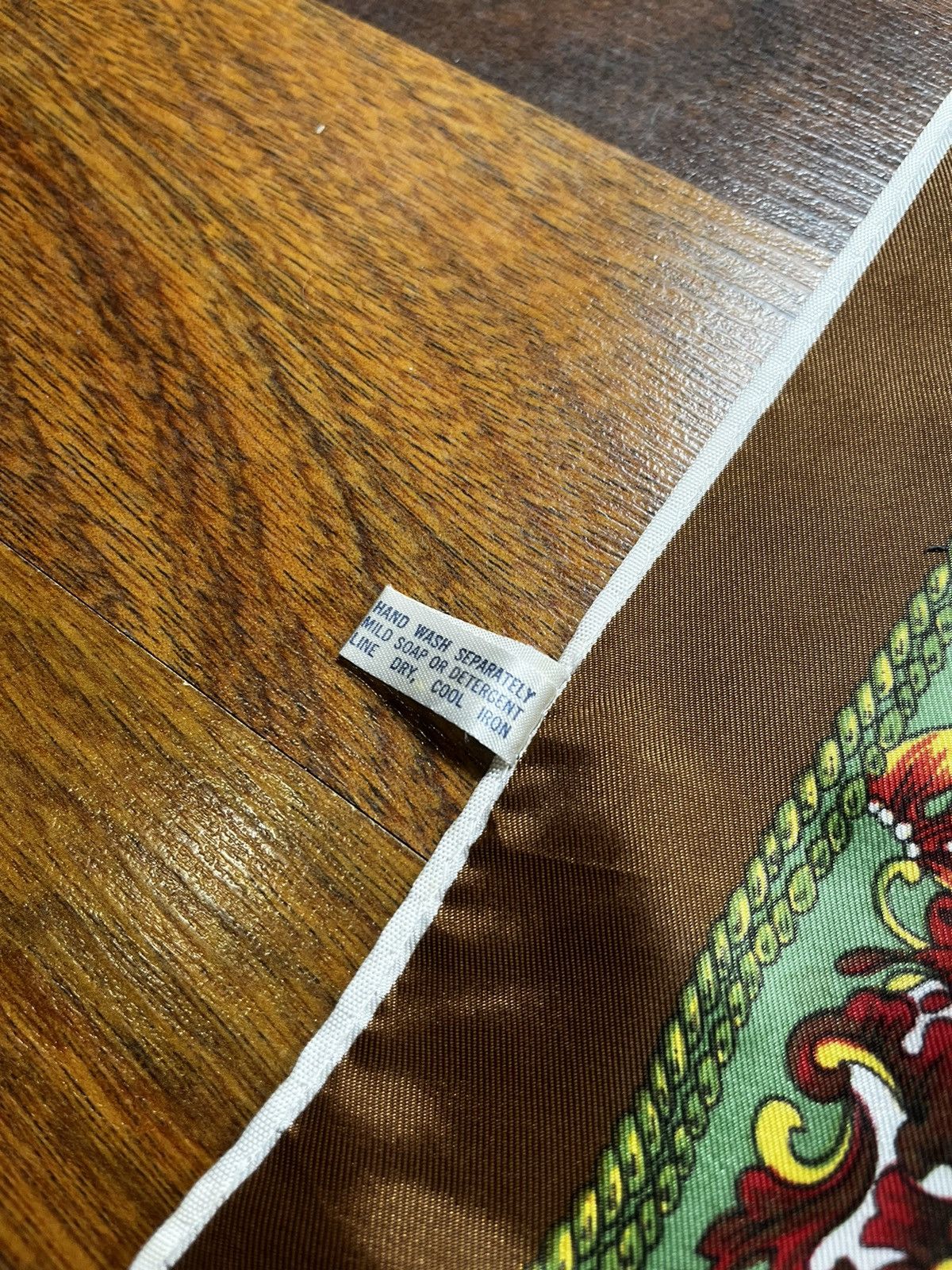 Designer Vintage Japanese Scarf with Ornate Pattern Size ONE SIZE - 3 Thumbnail